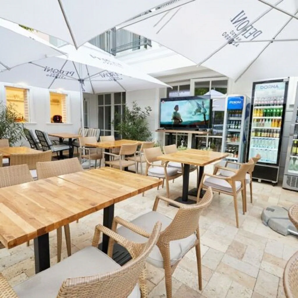 Hotel Carol Park View București – București, România