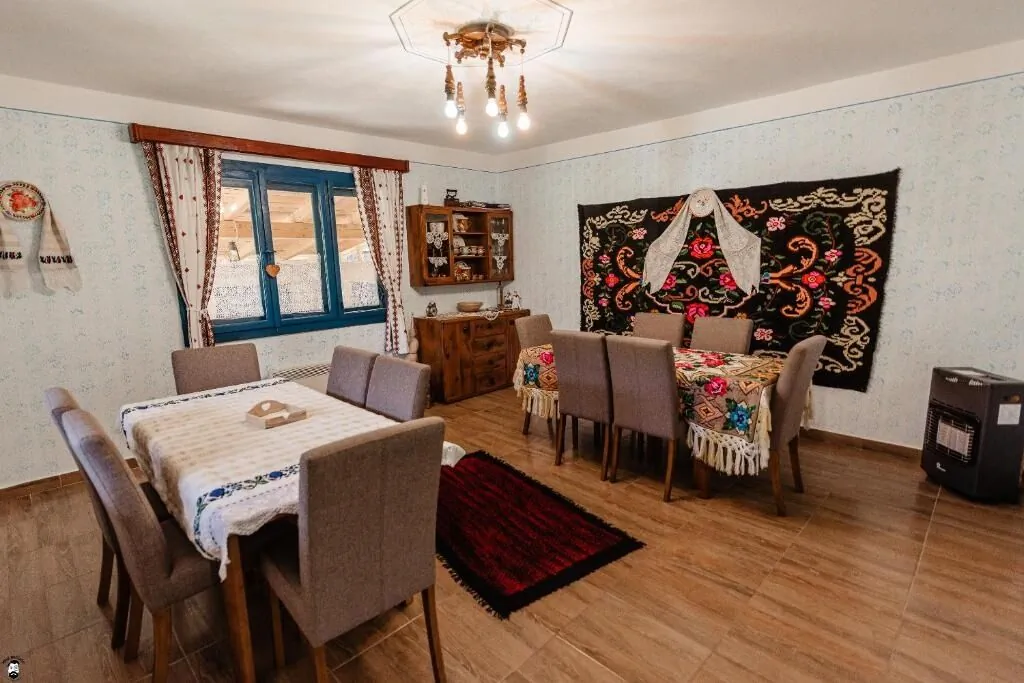 Casa de la Pârâu Vișeu de Sus – Vişeu de Sus, România