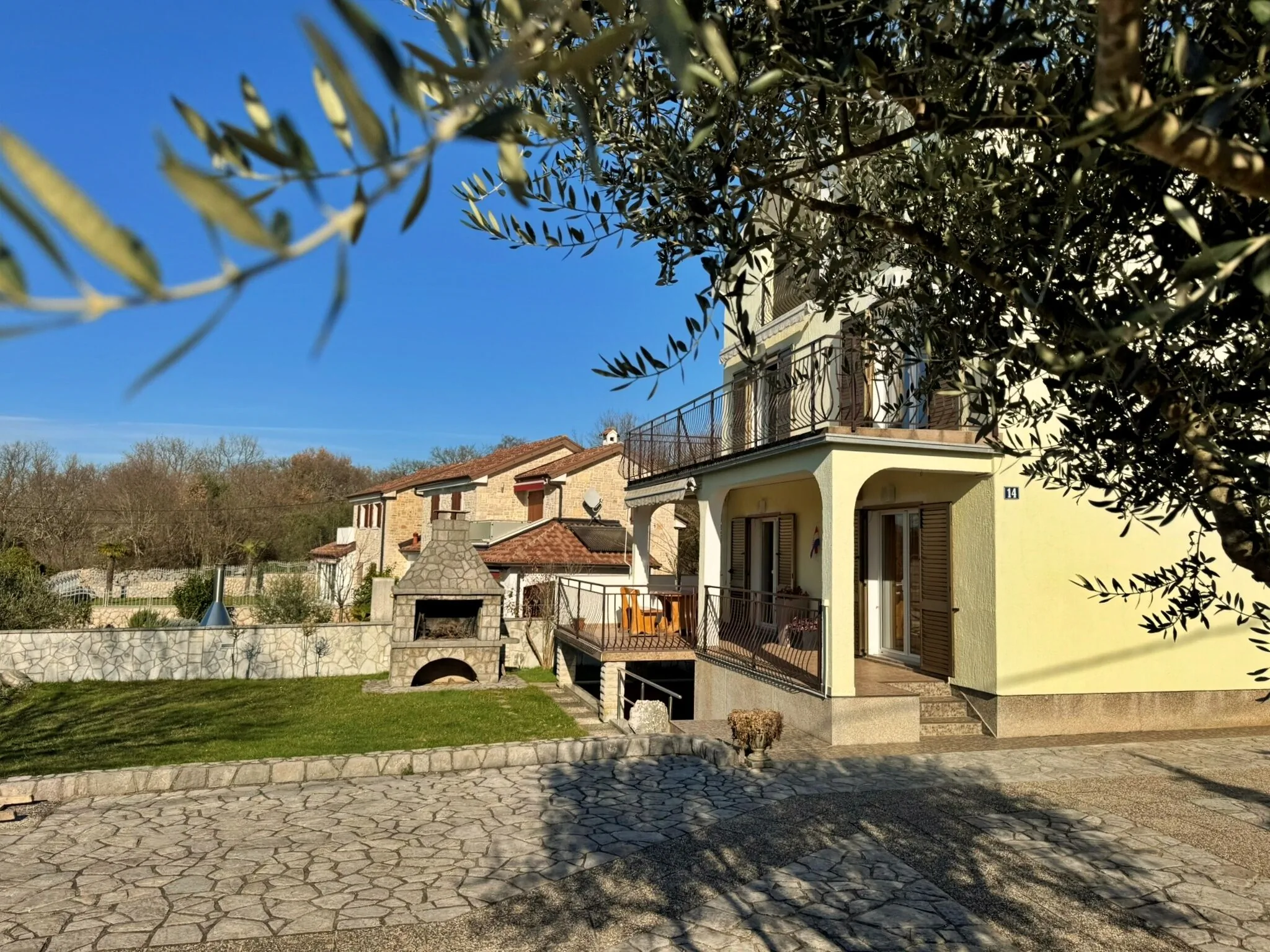 Apartments Pavle Malinska – Ljutići, Croația