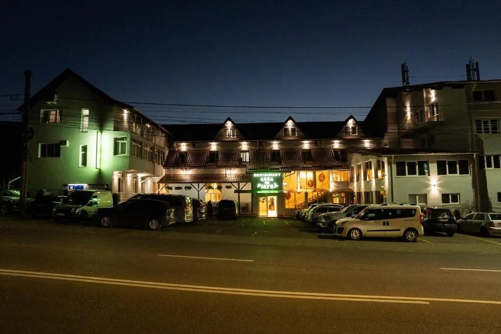  Motel Casa de Piatră Scheia – Scheia, România