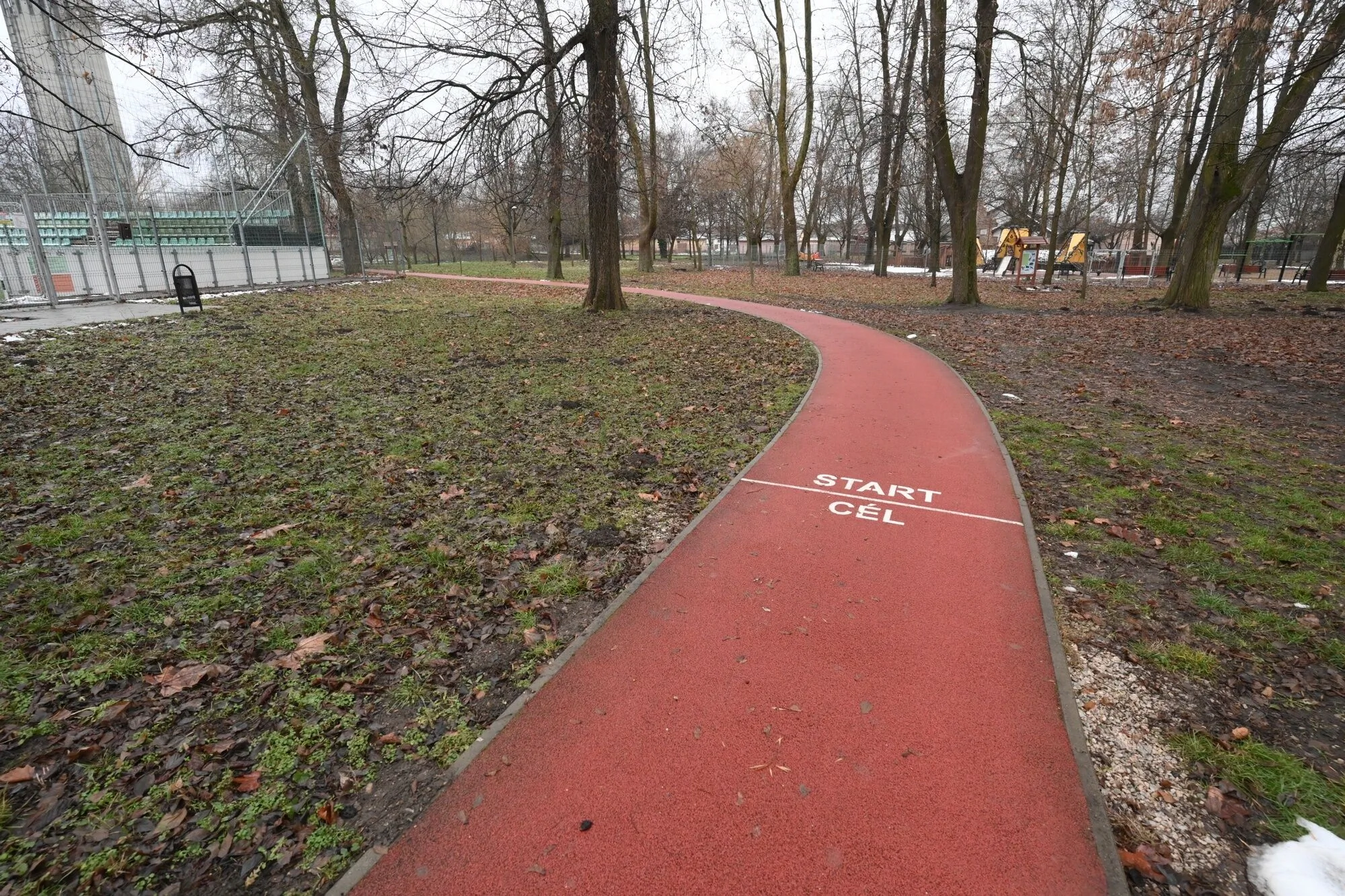 Fürdőkerti Ifjúsági Szálló Hajdúböszörmény – Beșermeni, Ungaria