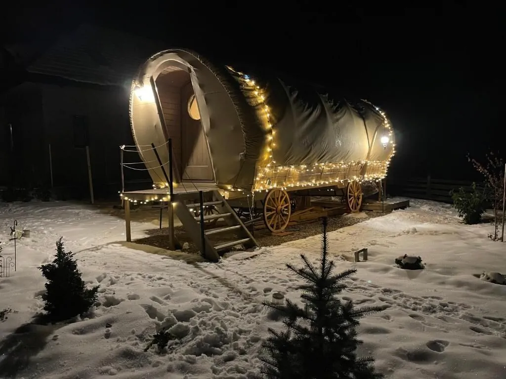 White Spring Glamping Câmpulung Moldovenesc - foto 3