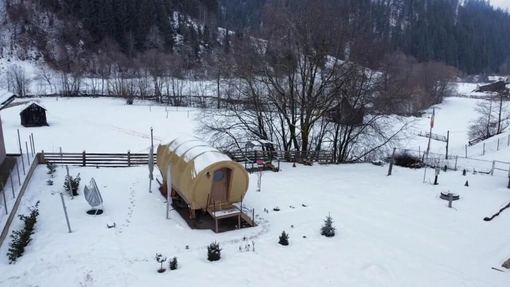 White Spring Glamping Câmpulung Moldovenesc - foto 5
