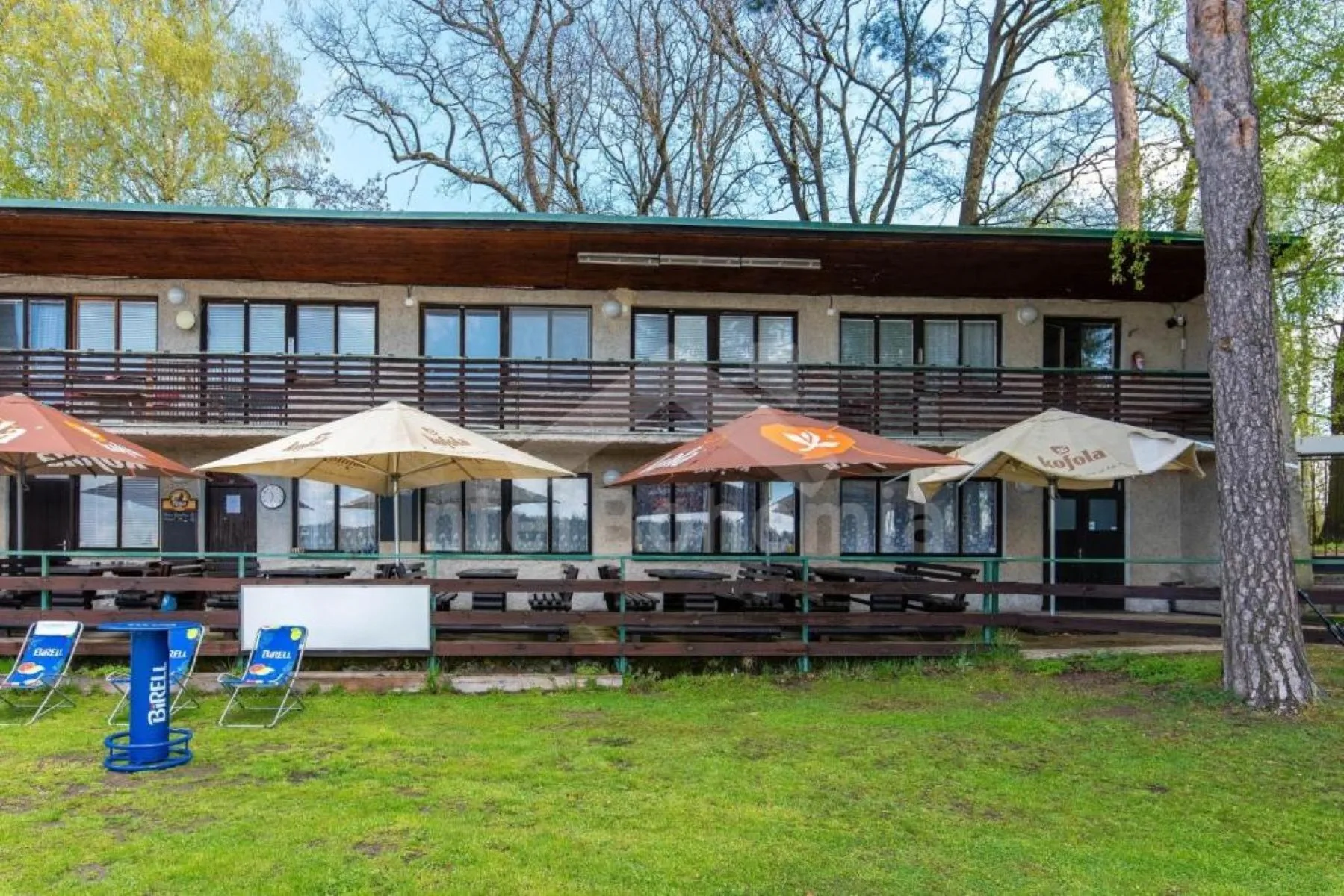 YACHT CLUB BEZDREV – Hluboká nad Vltavou, Česká republika
