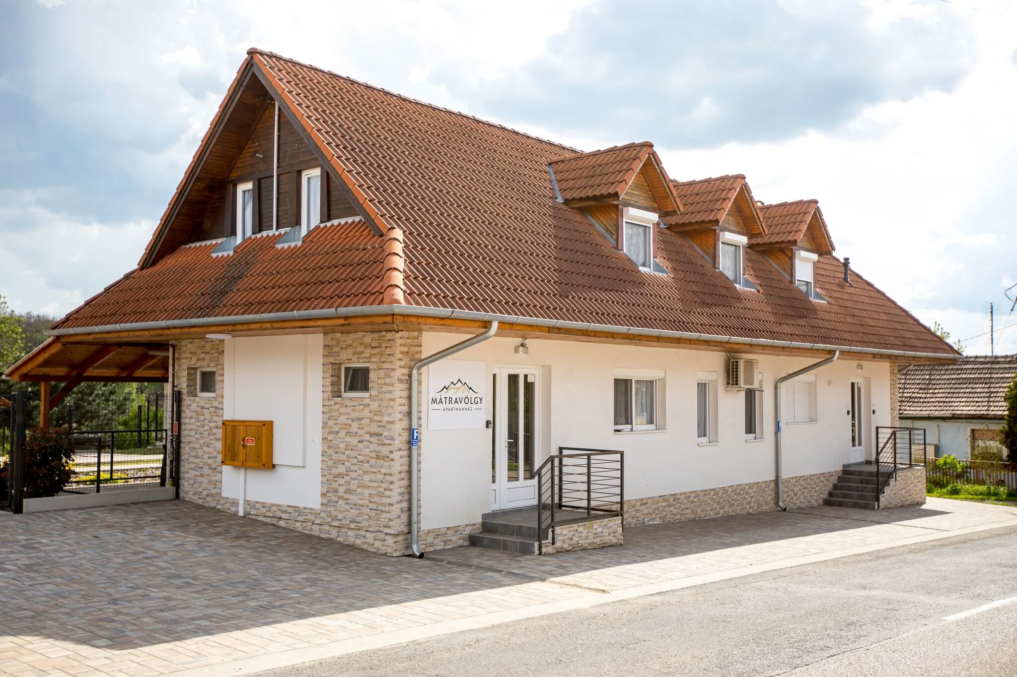 Mátravölgy Apartmanház Pásztó – Pásztó, Ungaria