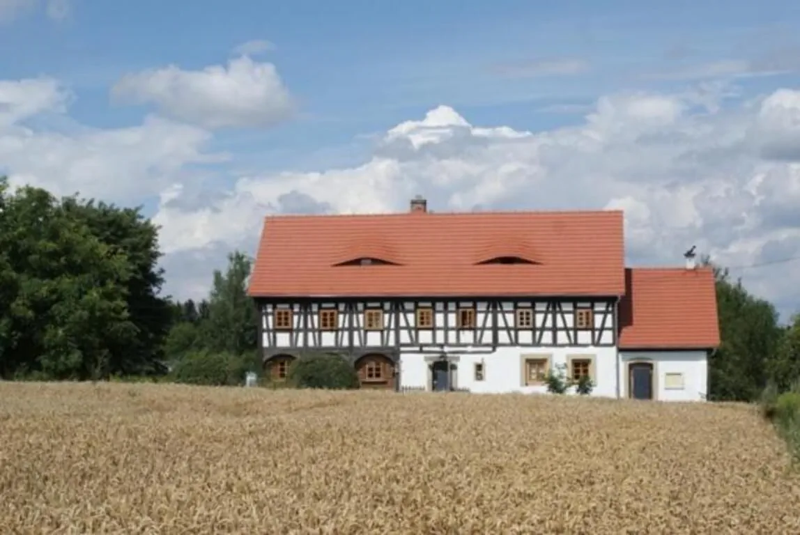 Izerski dom  – Leśna, Polsko
