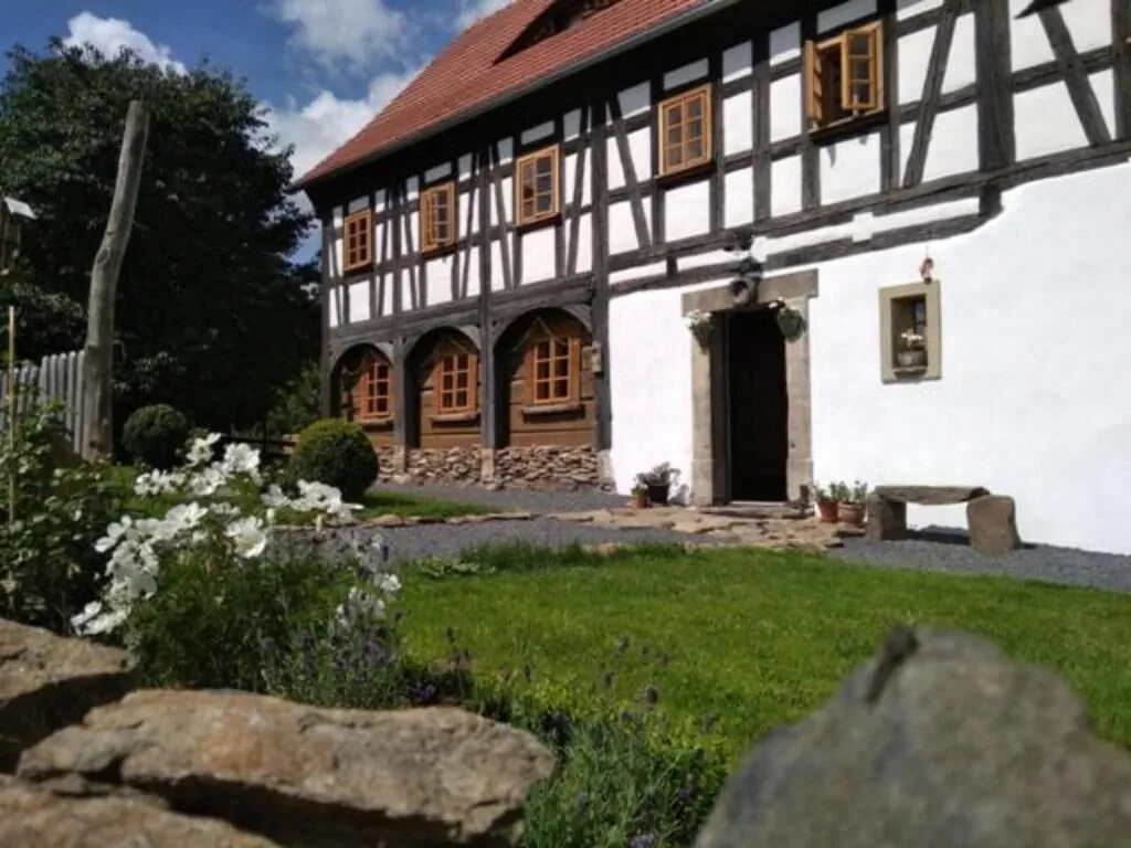 Izerski dom  – Leśna, Polsko