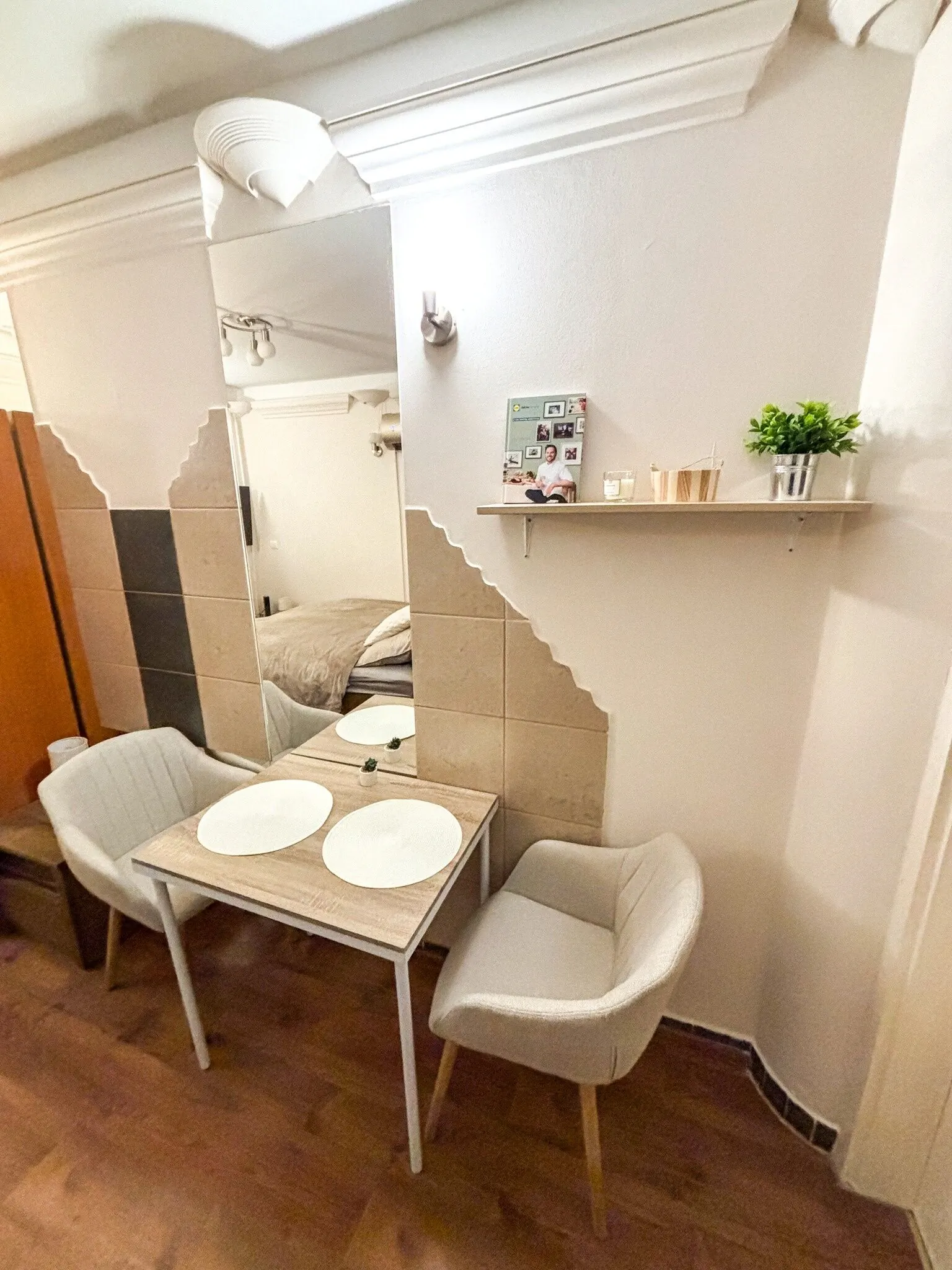 Flóra Apartman Debrecen - foto 2