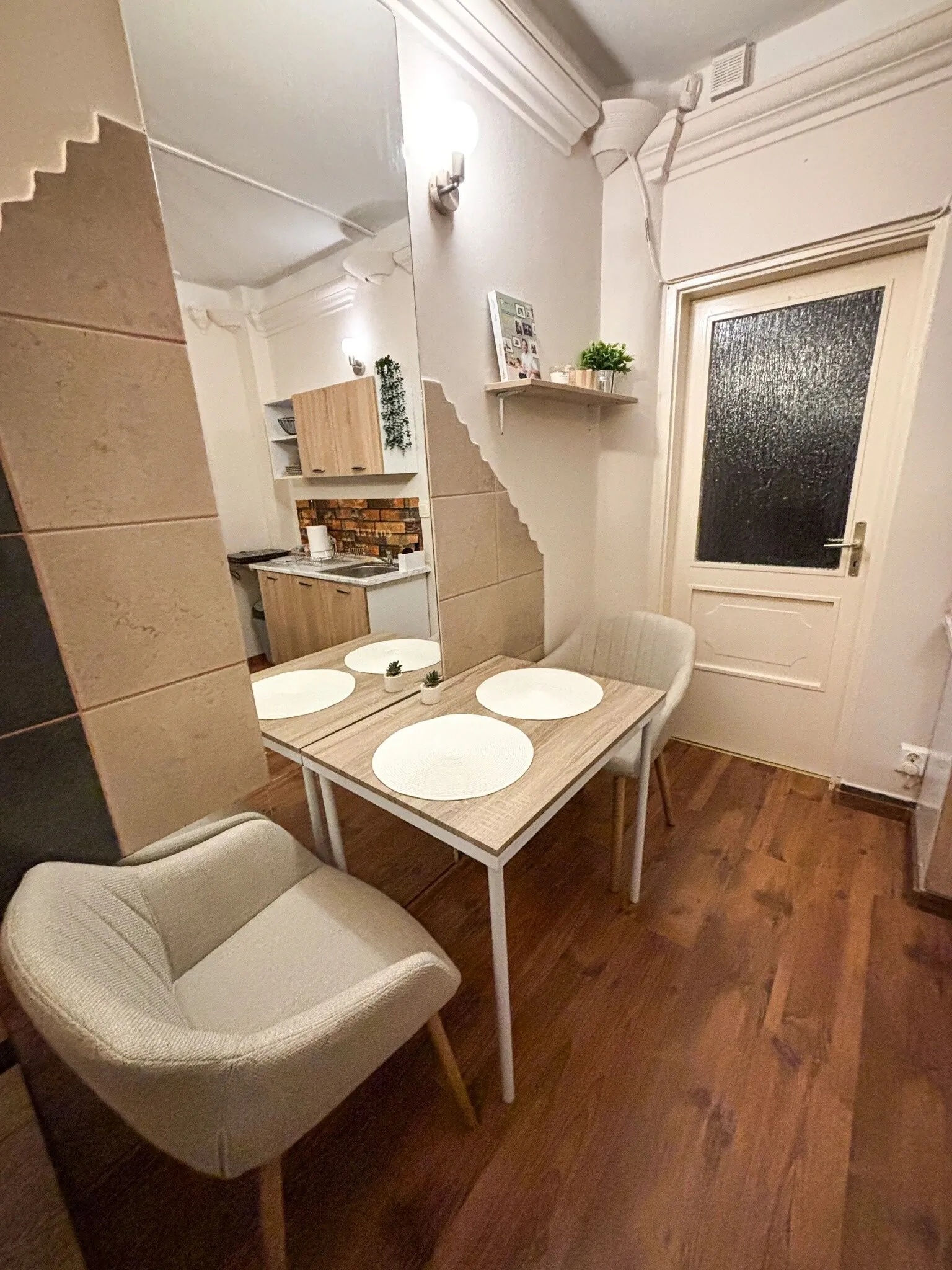 Flóra Apartman Debrecen - foto 3