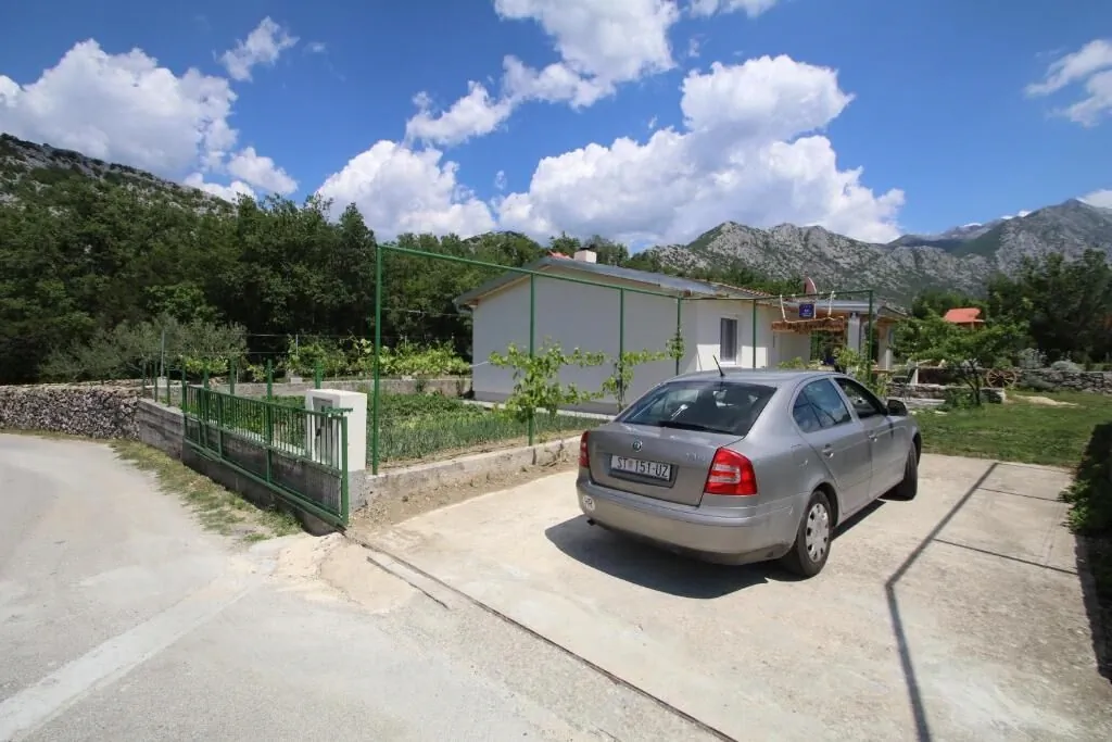 House Green Oaza Zadvarje – Gornja Mala, Croația