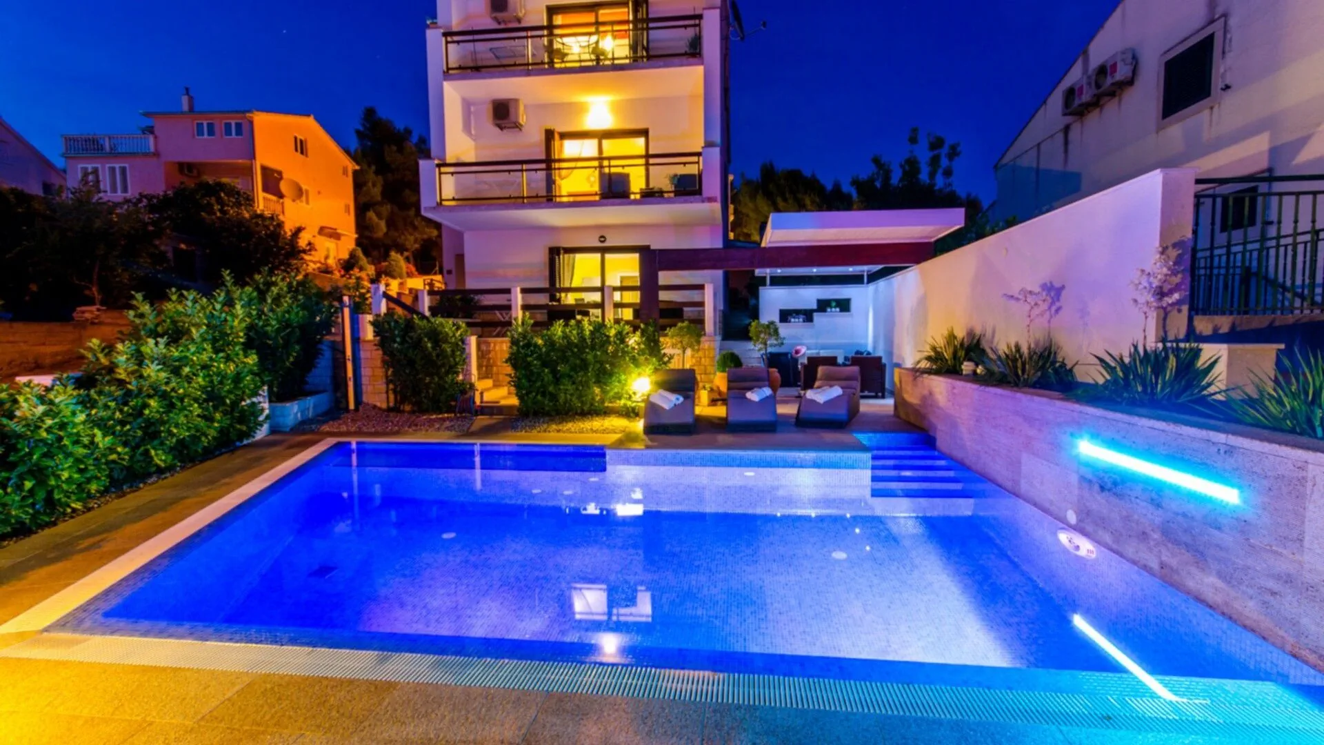 Villa Nia Okrug Gornji – Okrug Gornji, Croația