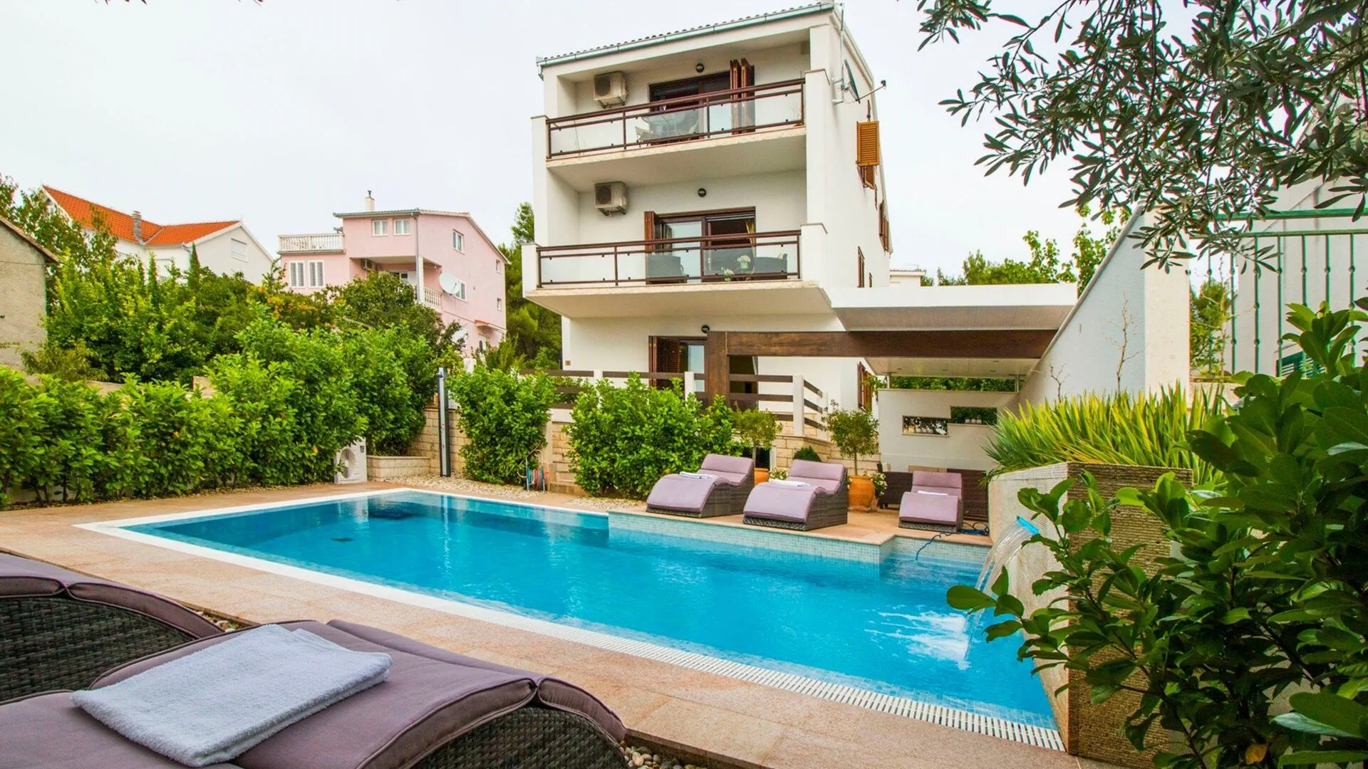 Villa Nia Okrug Gornji – Okrug Gornji, Croația