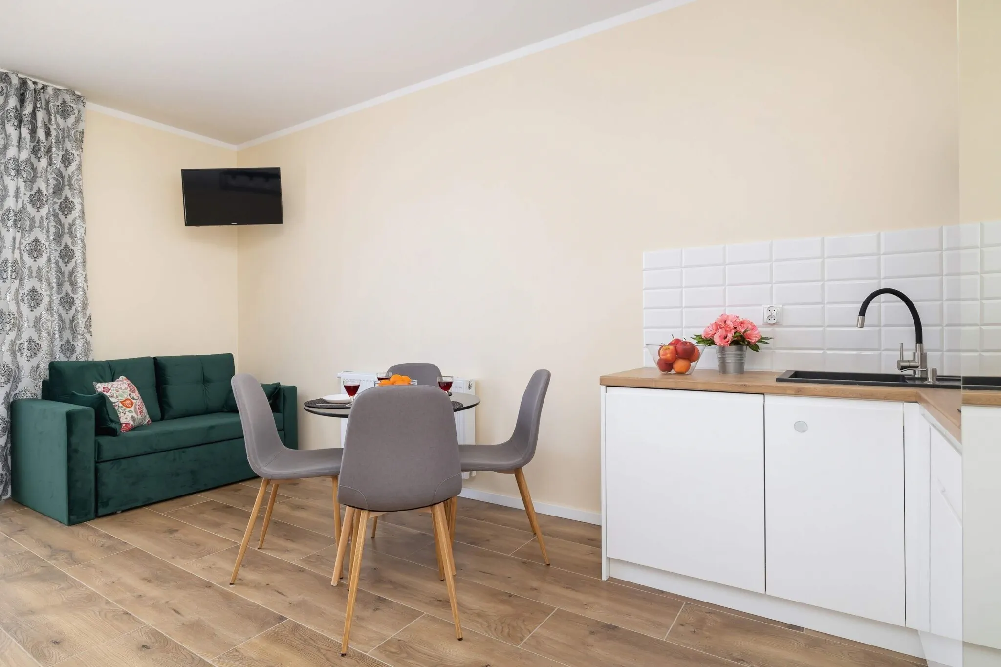 Ustrońska 18B | Przytulne Studio | Parking Wisła – Wisła, Polsko