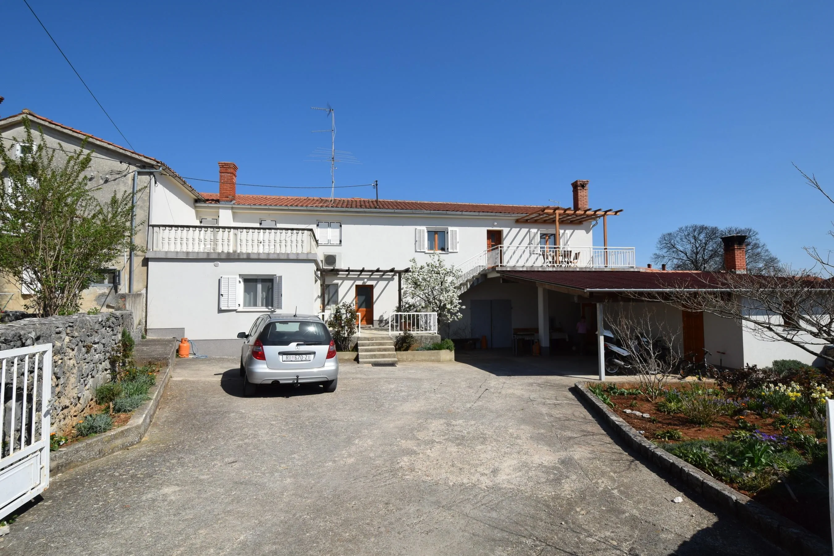 Apartments With Parking Space Nenadići, Krk - 19373 Nenadići - foto 3