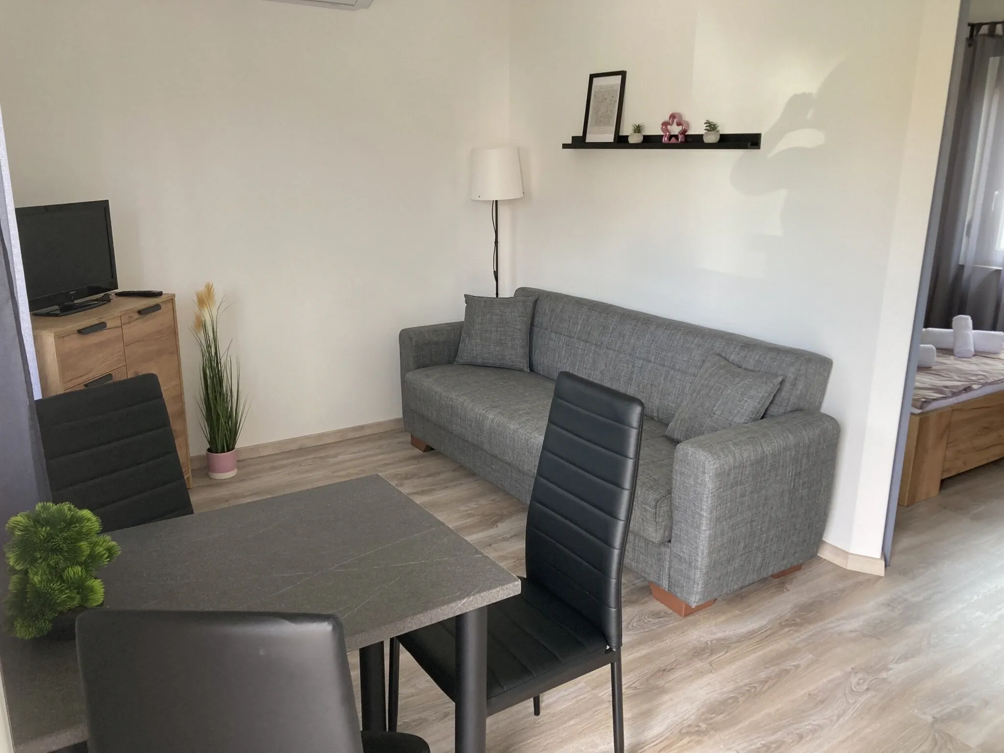 Titti Apartman Balatonboglár - foto 4