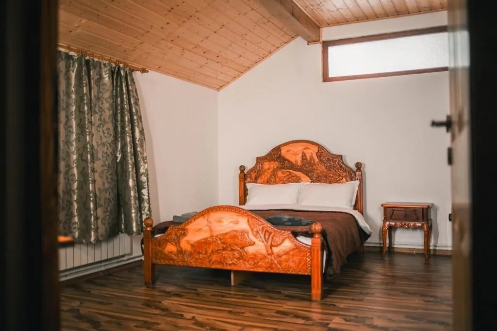 Hanul Vânătorului Gureni – Gureni, România
