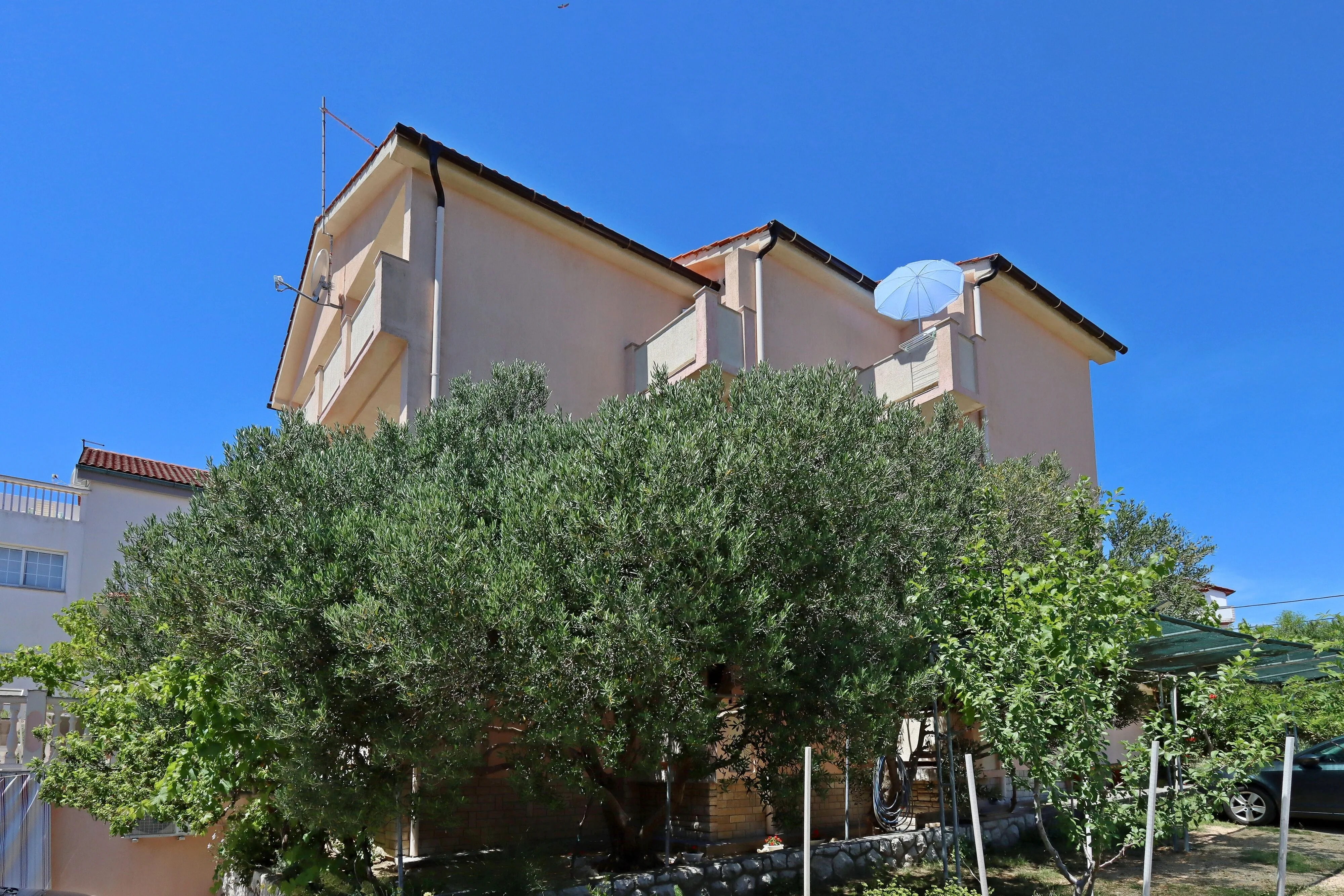 Apartments With Parking Space Lopar, Rab - 23747 Lopar - foto 1