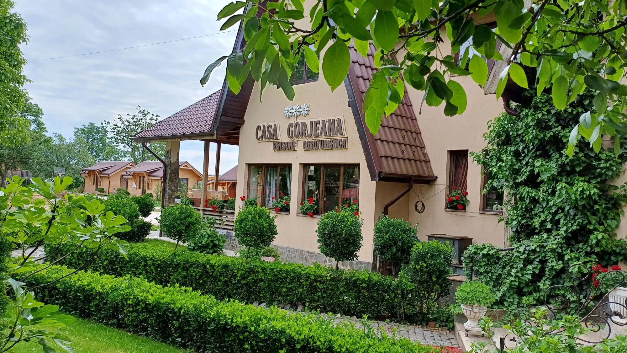 Pensiunea Casa Gorjeana Pestisani – Peştişani, Rumunia