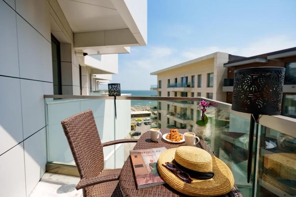 Royale Sundance 305 Infinity Beach Pool & Spa Mamaia Nord – Mamaia, România