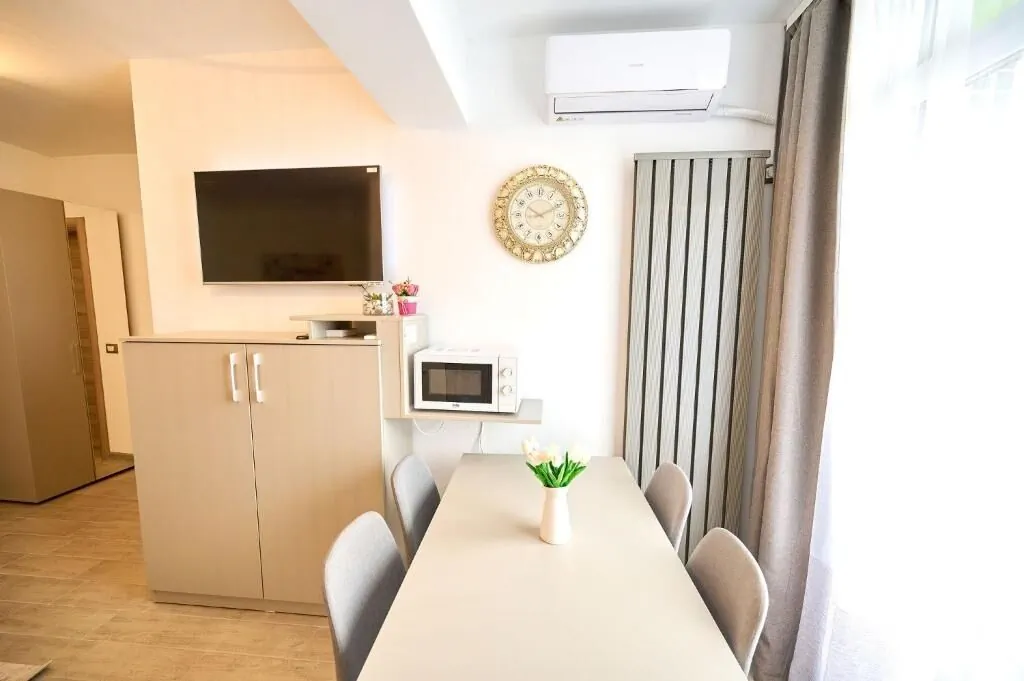 Royale Sundance Studio 7 Beach Spa & Pool Mamaia Nord – Mamaia, România