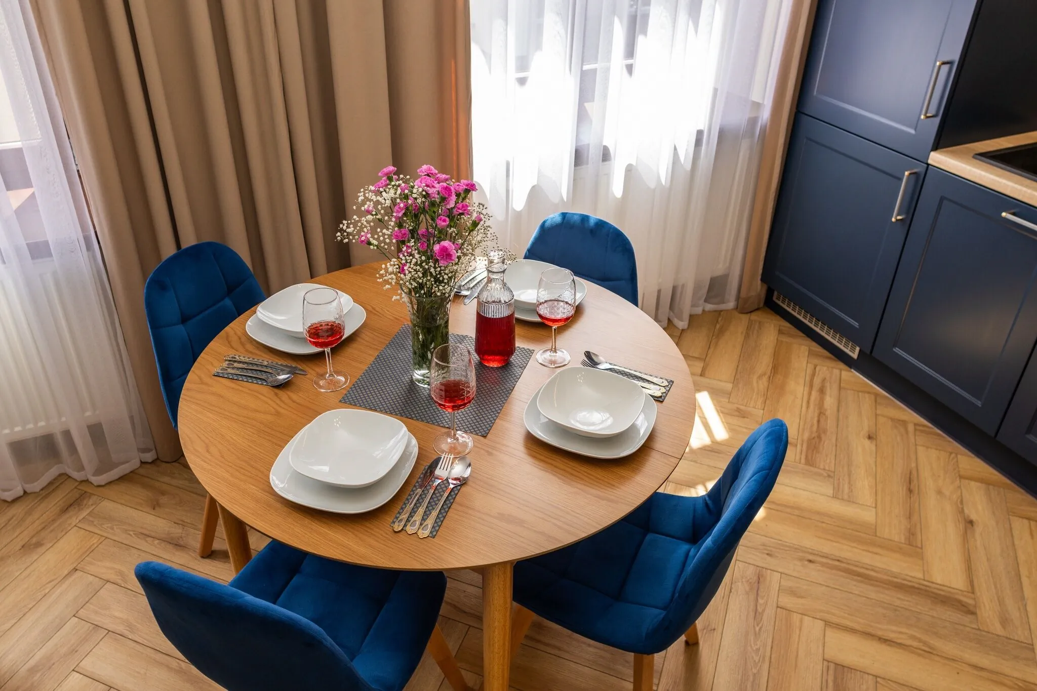 Apartament PERŁA ŚRÓDMIEŚCIA & Parking Częstochowa – Čenstochová, Polsko