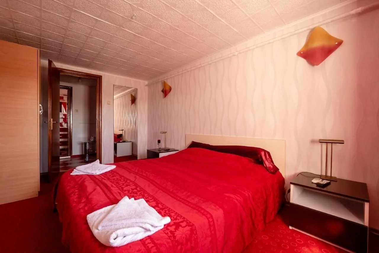 Casa Motanul Galanton Ghermăneşti – Ghermăneşti, România