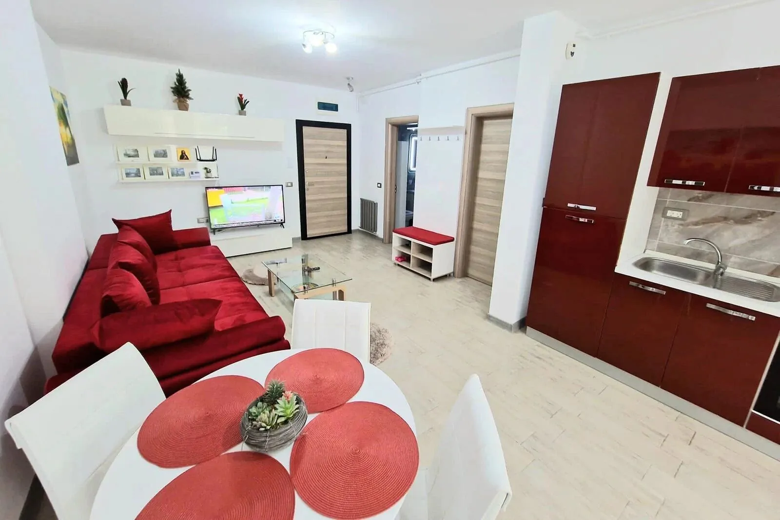 Apartamente De Inchiriat Red 96 Mamaia Nord - Litoral – Mamaia-Sat, România