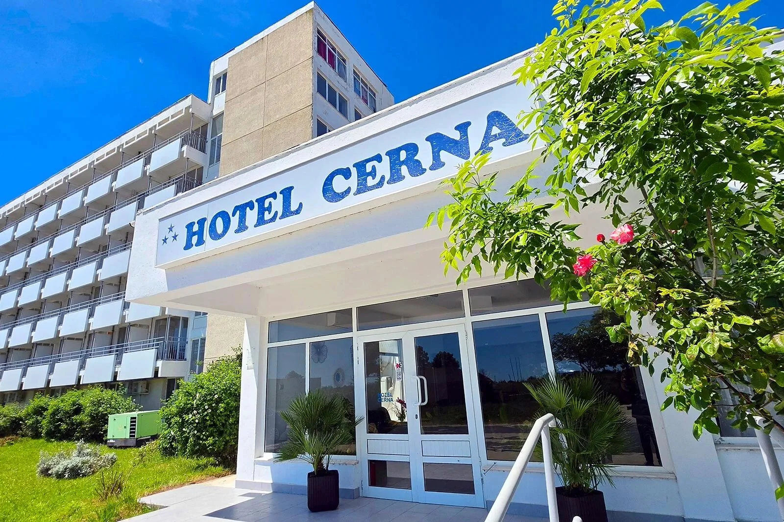 Hotel Cerna Saturn - Litoral - foto 2