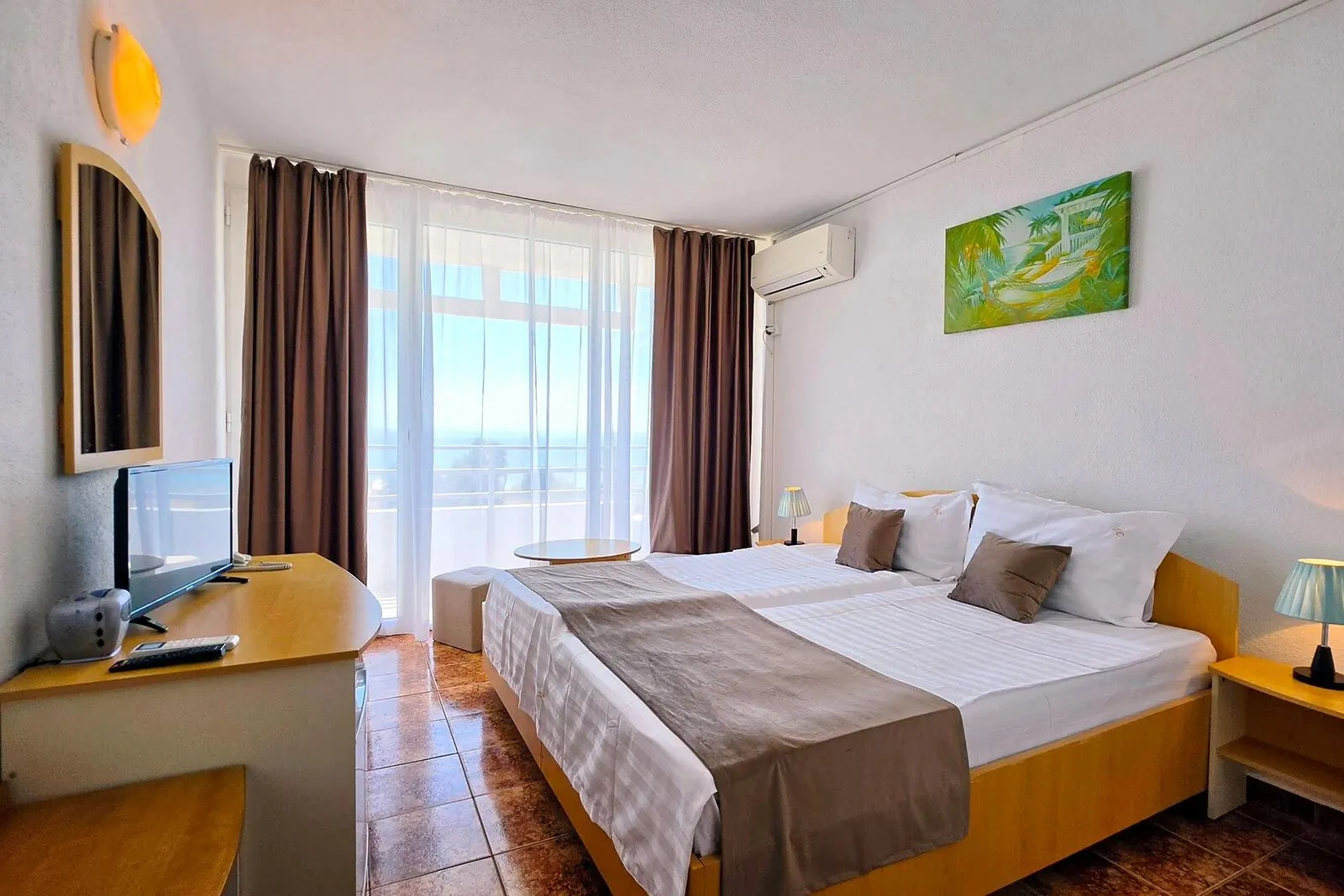 Hotel Cerna Saturn - Litoral - foto 1