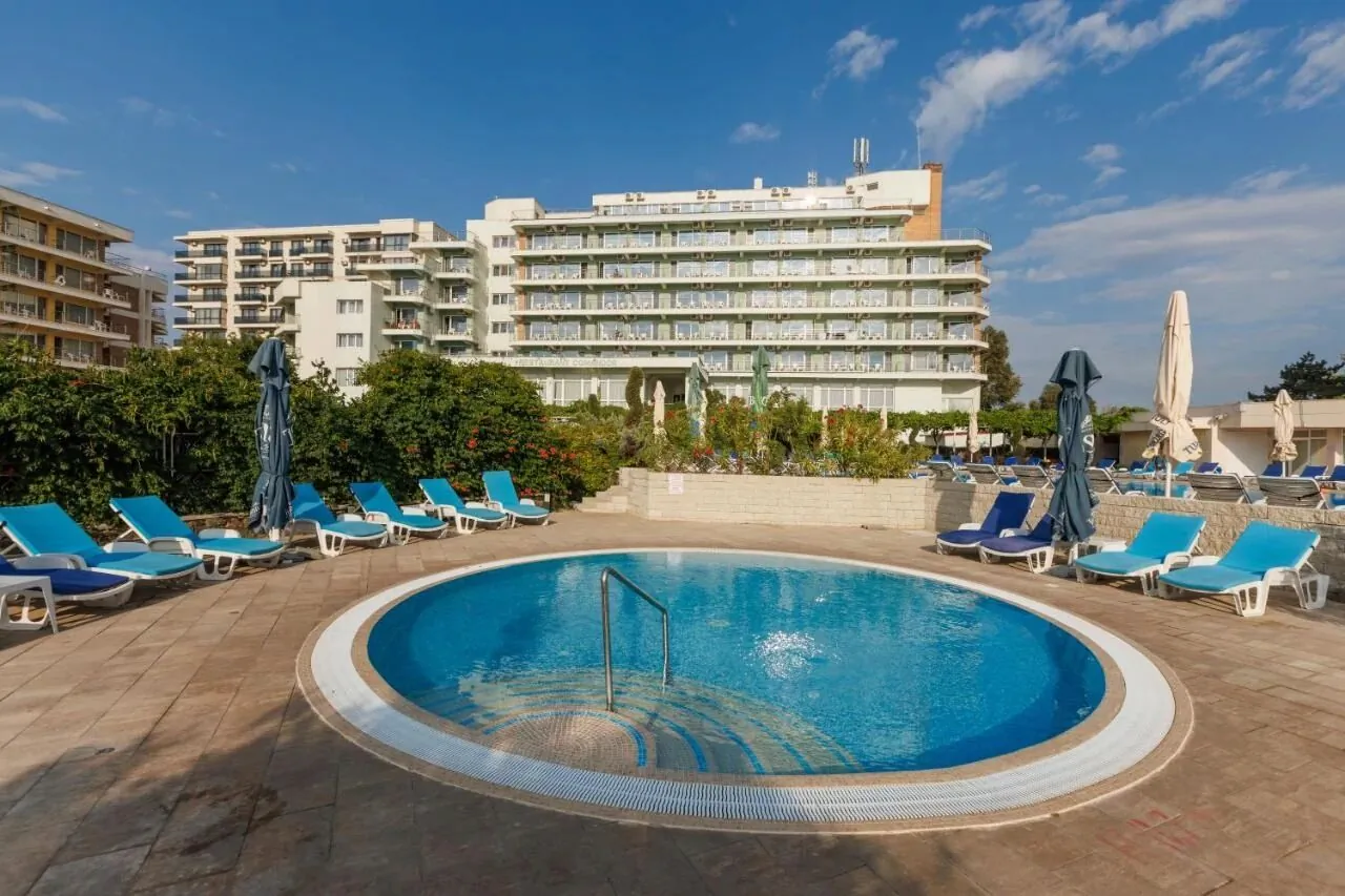 Hotel Comandor Mamaia - Litoral - foto 1