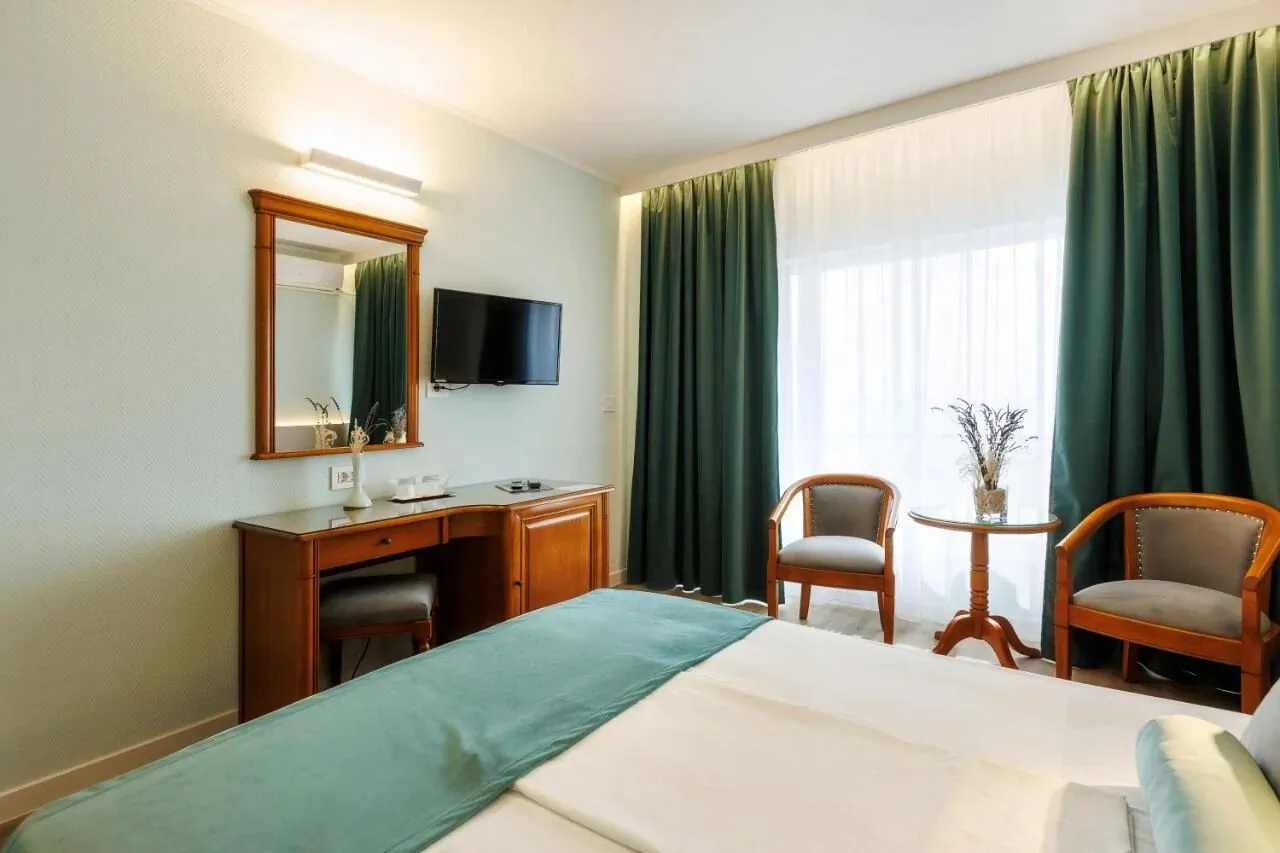 Hotel Comandor Mamaia - Litoral - foto 10