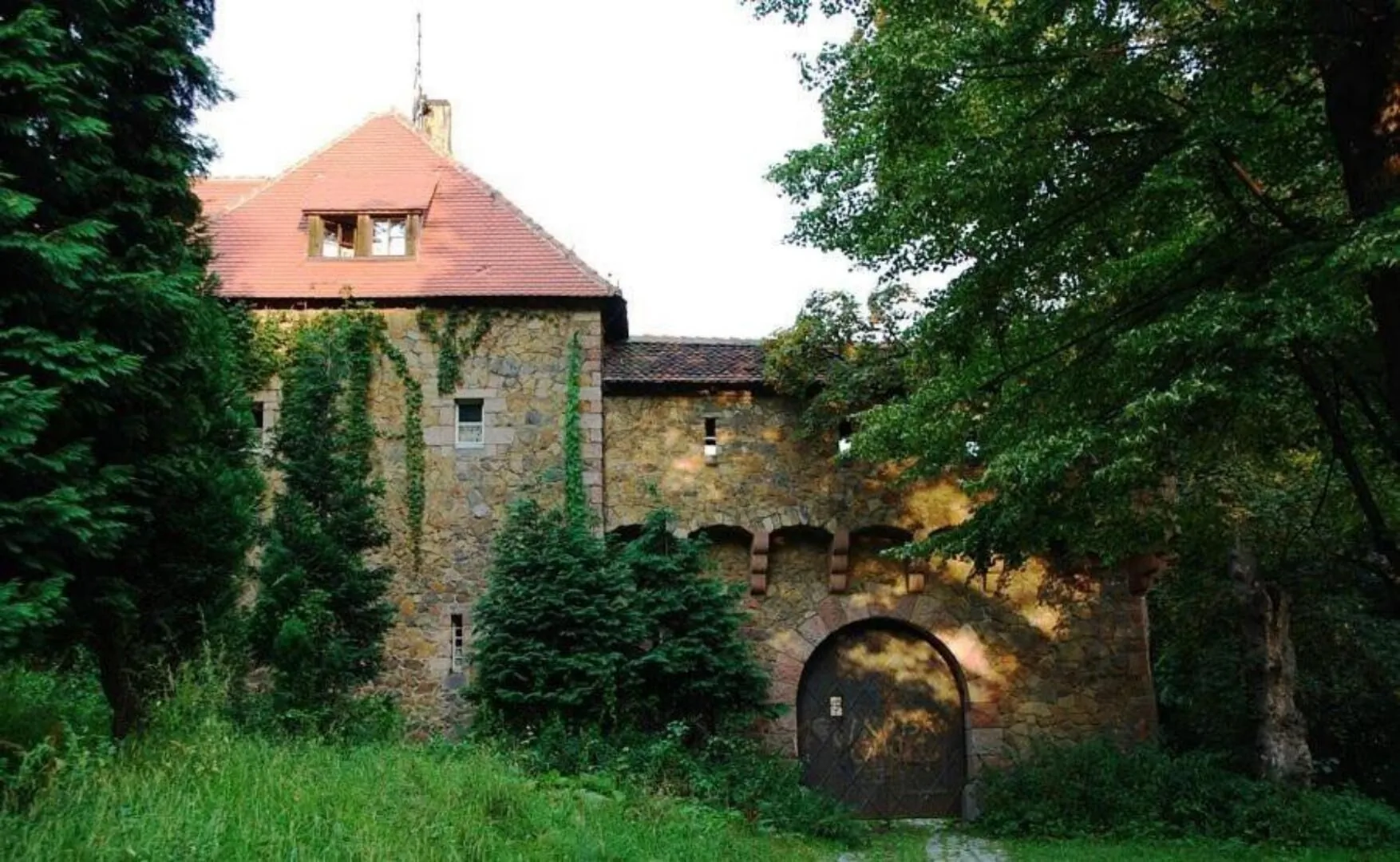 Hotel Przy Oślej Bramie - Zamek Książ Wałbrzych – Wałbrzych, Polska