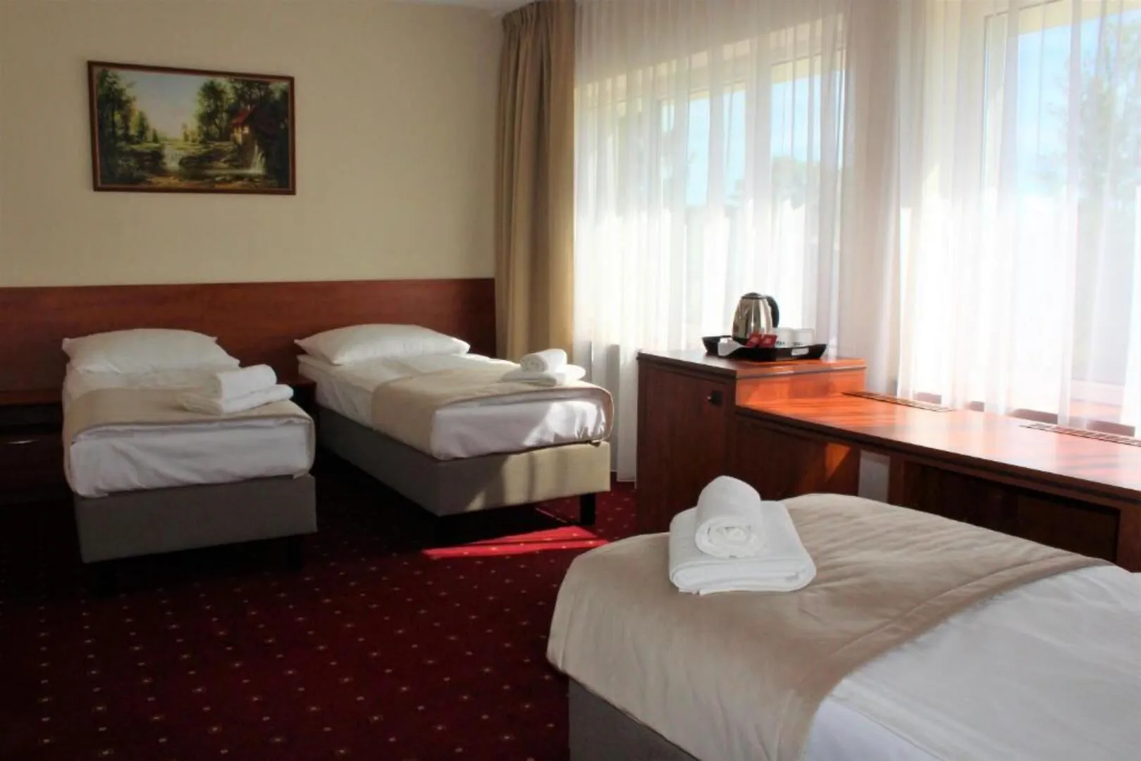 Hotel Biały Wałbrzych – Wałbrzych, Polska