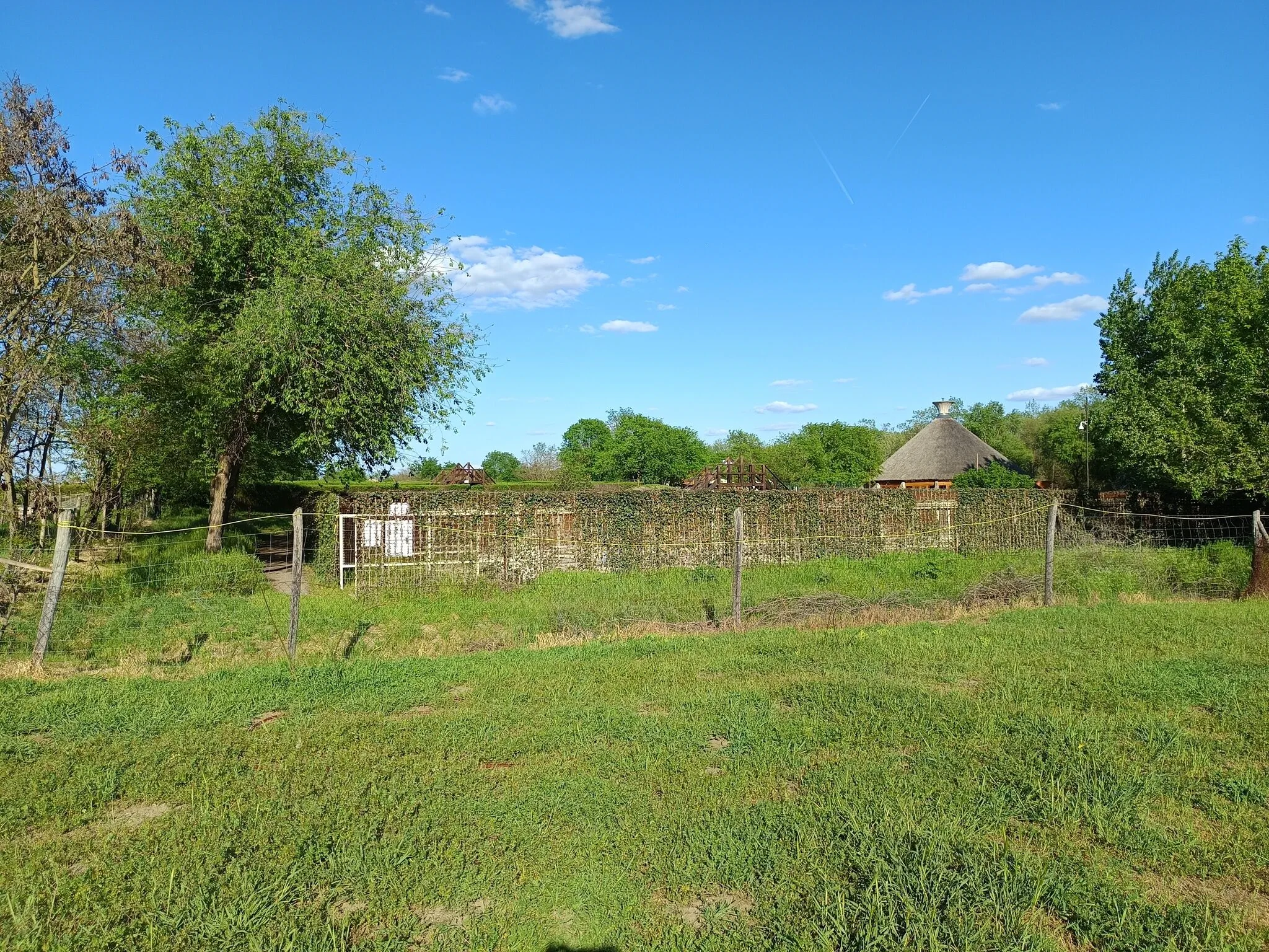 Apró Vendégház Ópusztaszer – Ópusztaszer, Ungaria