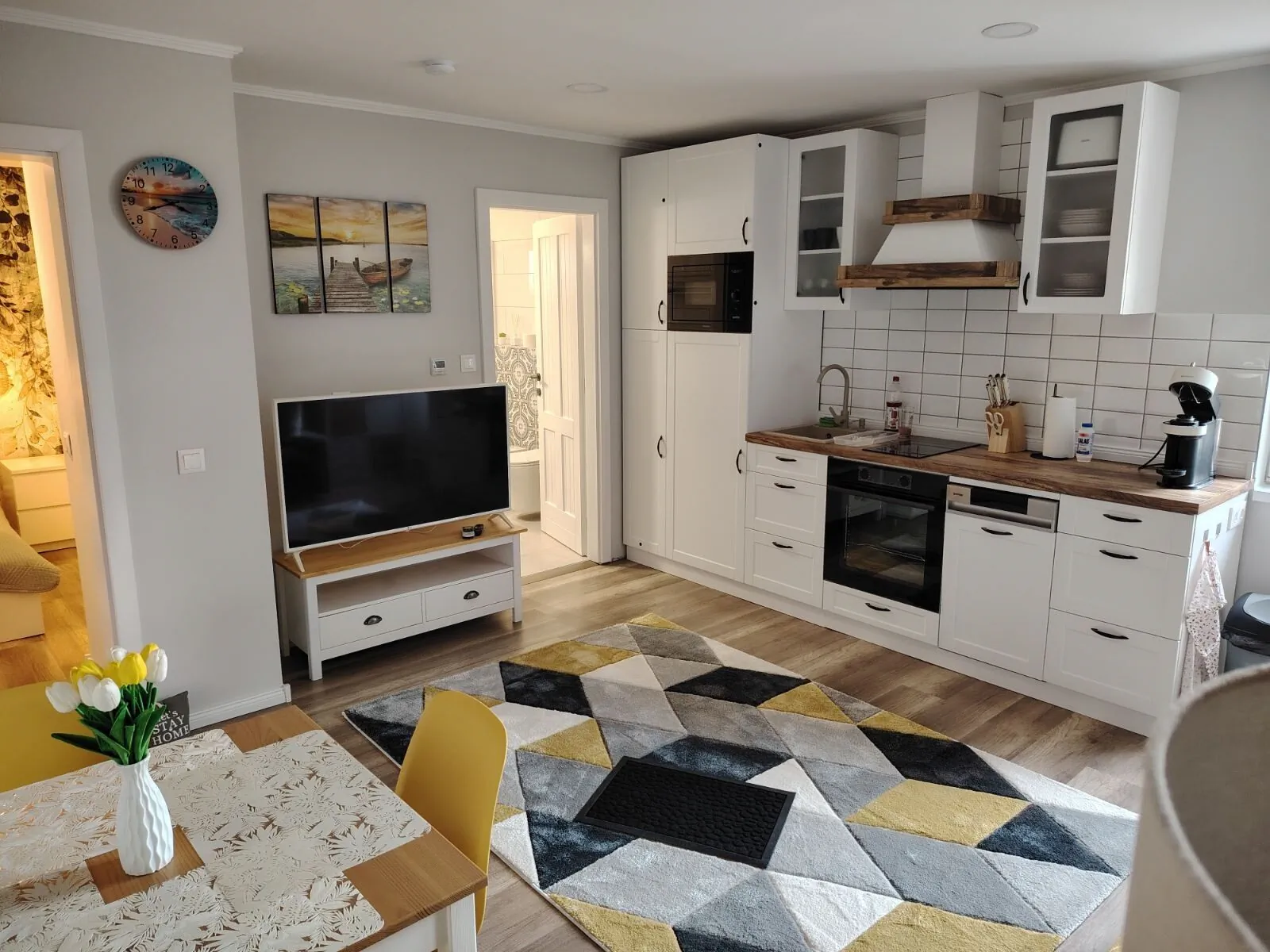 Pupi Apartmanház Balatonlelle – Balatonlelle, Ungaria