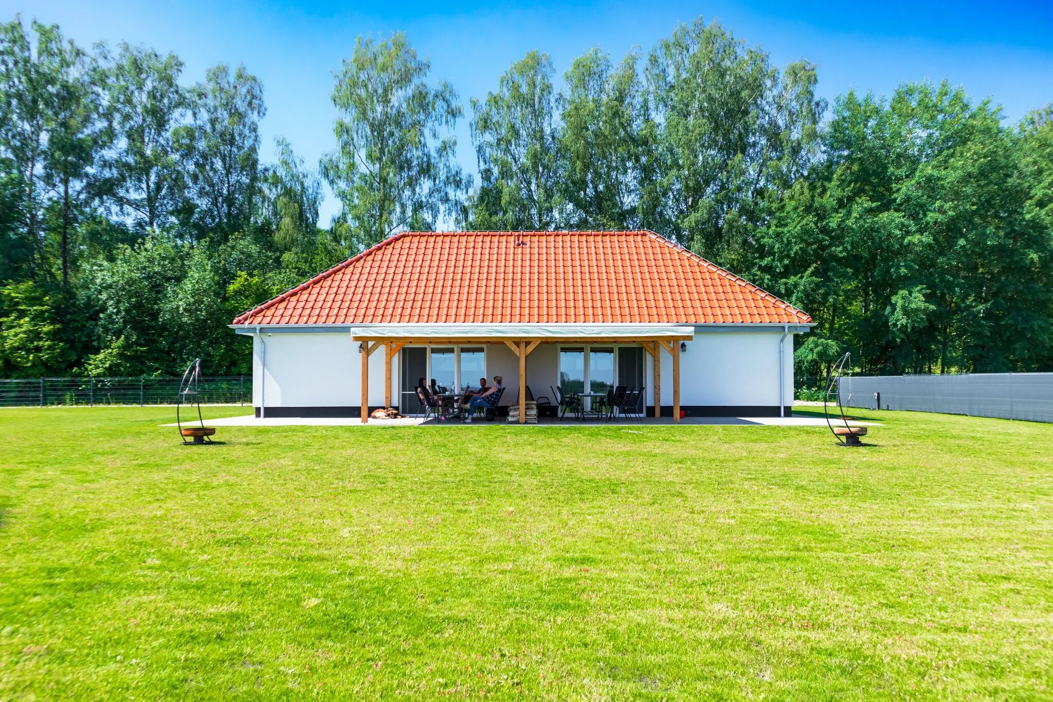 Wilk Zając Domki Apartamenty Sterławki Małe – Sterławki Małe, Polonia