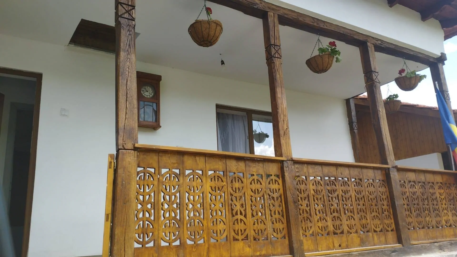 Casa Pridvor de Stoenești Bârlogu – Bârlogu, România