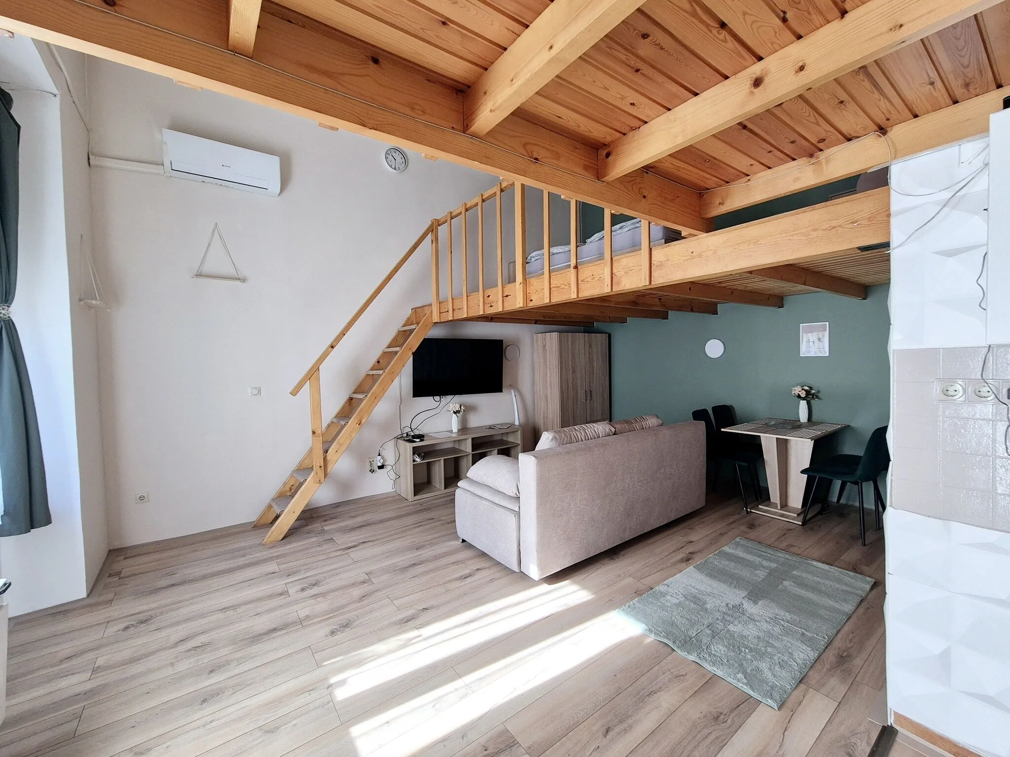 Western Journey Apartment Budapest – Budapesta, Ungaria