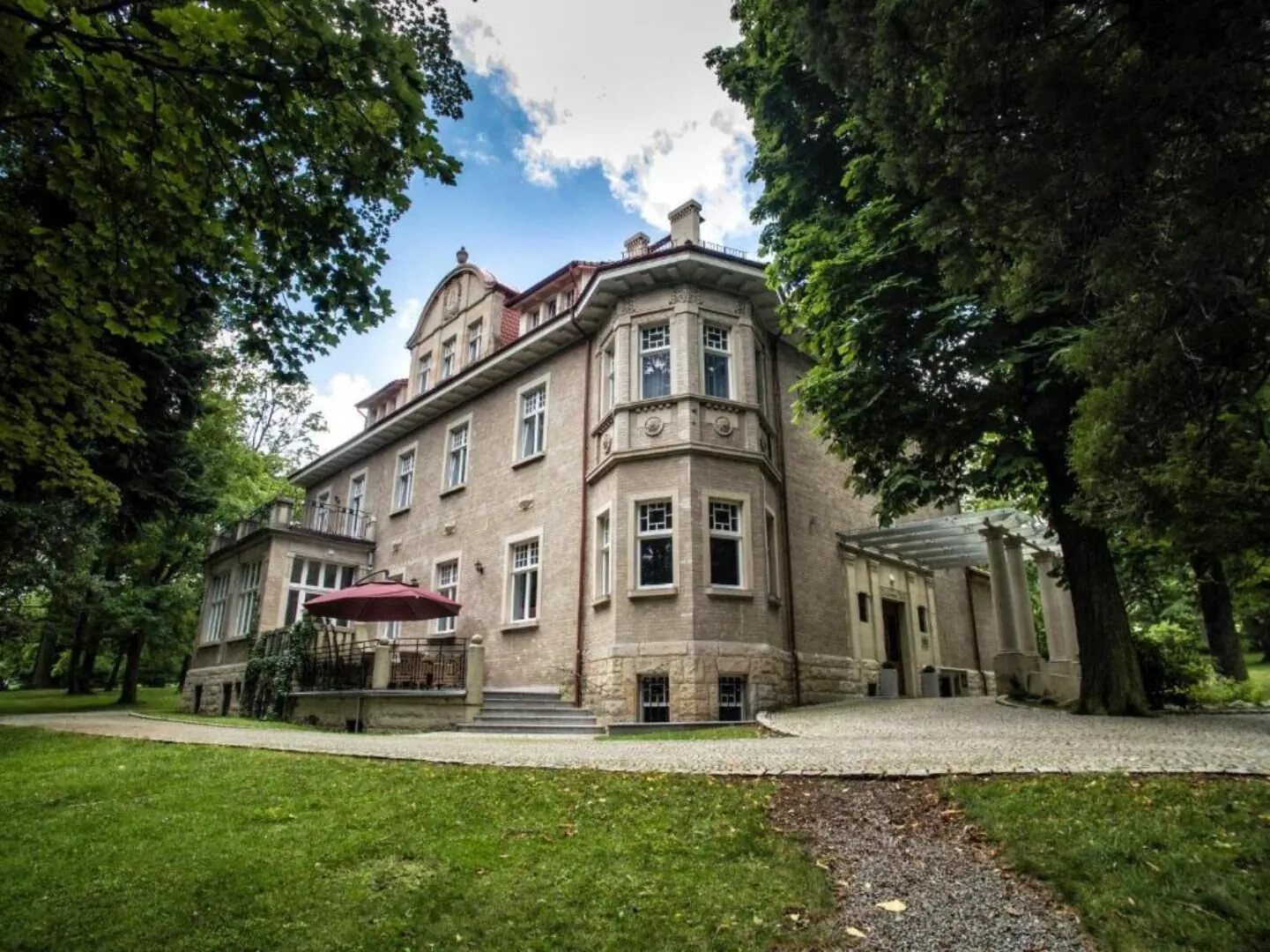 Hotel Dębowy Biowellness & SPA Góry Sowie Bielawa - foto 1