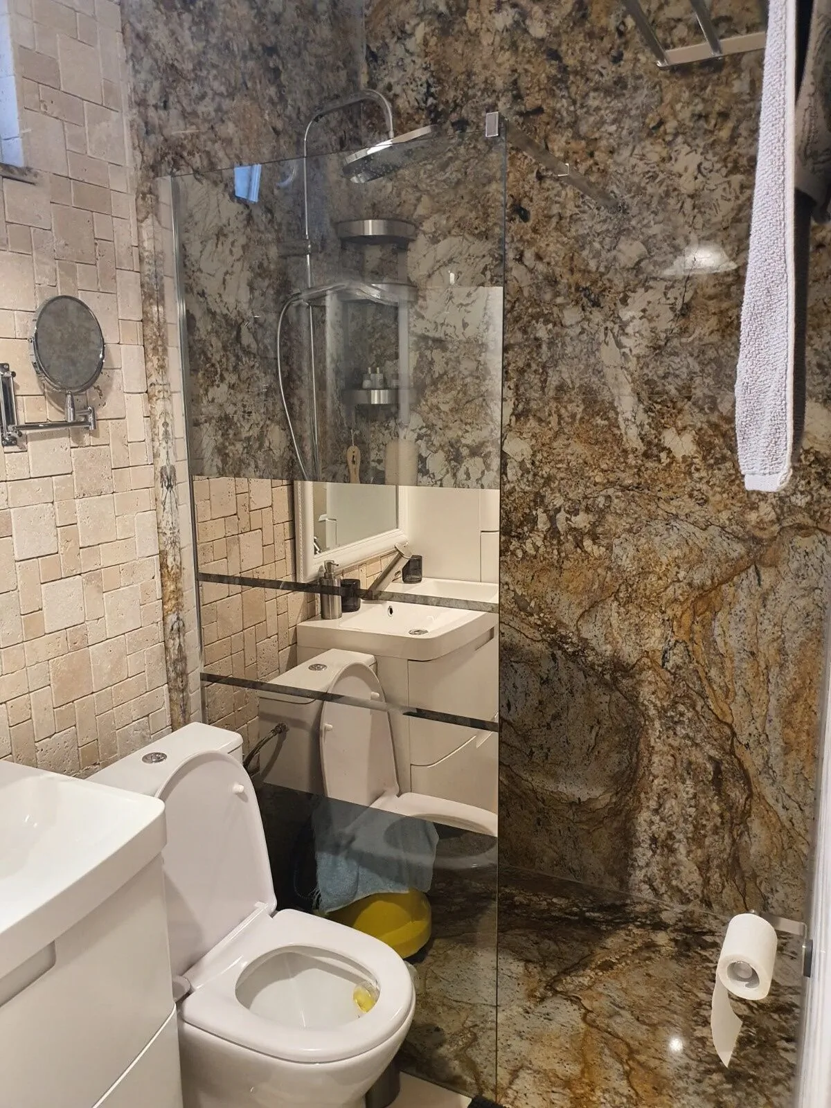 Casa cu Flori Pantelimon – Pantelimon, România