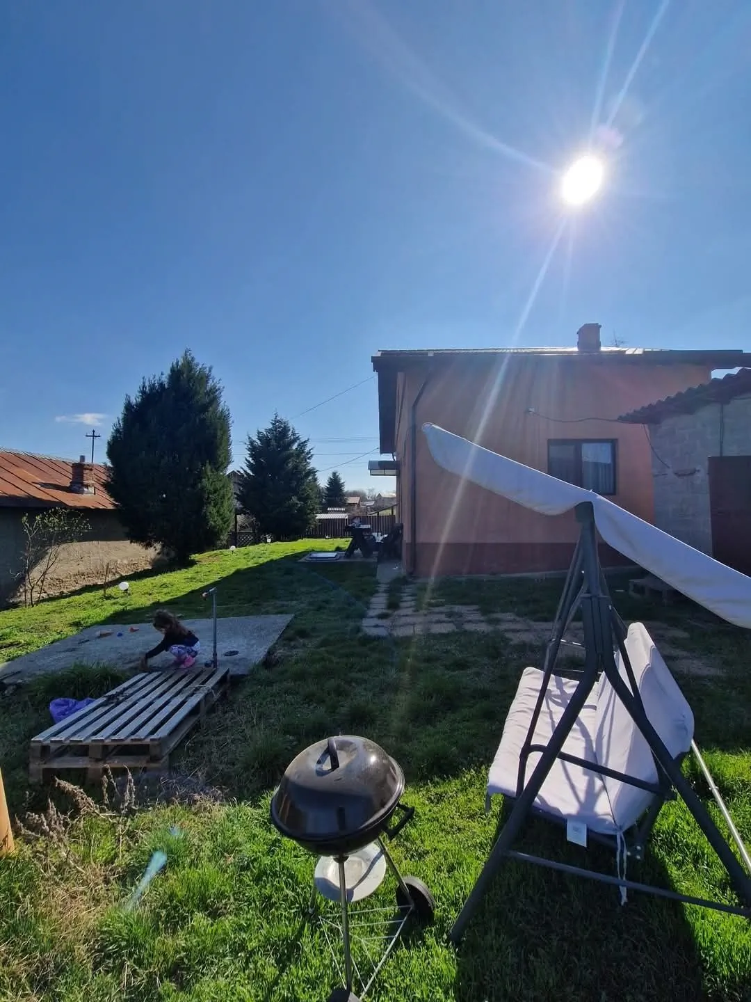 Family's UpHouse Iepureşti – Iepureşti, România