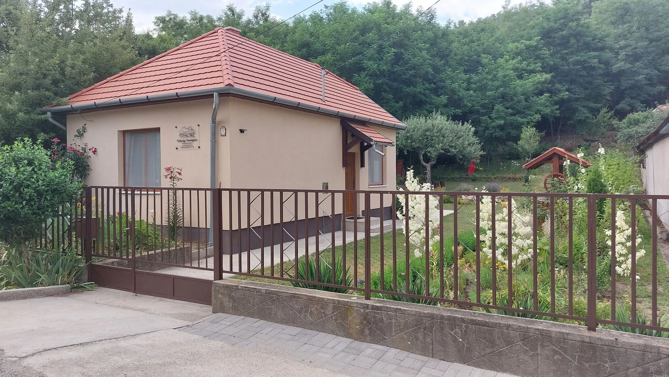 Faluvégi Vendégház Cserépváralja – Cserépváralja, Węgry