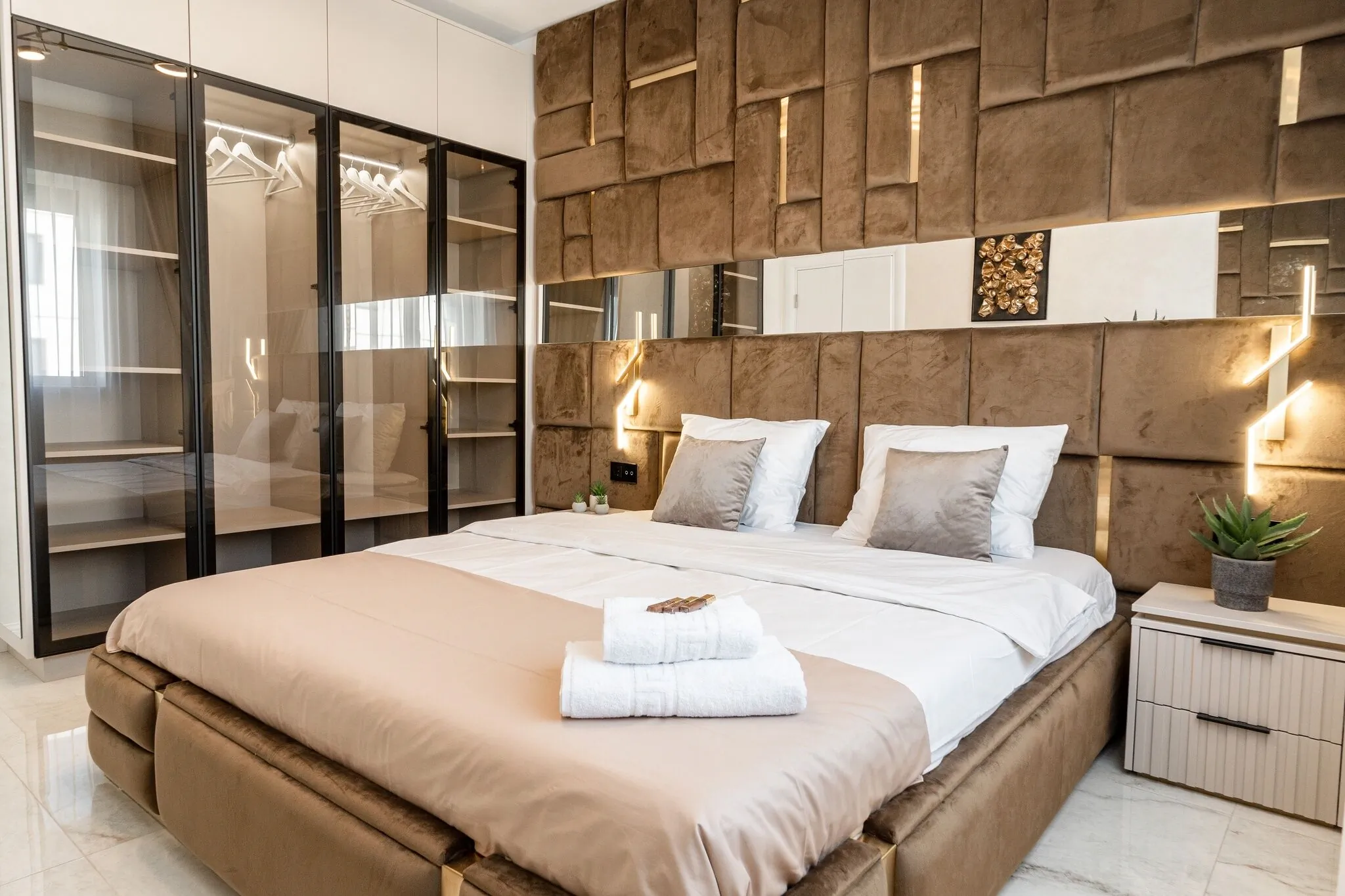 Valentino Apartment - Braytim Fashion Stay Giroc – Giroc, România
