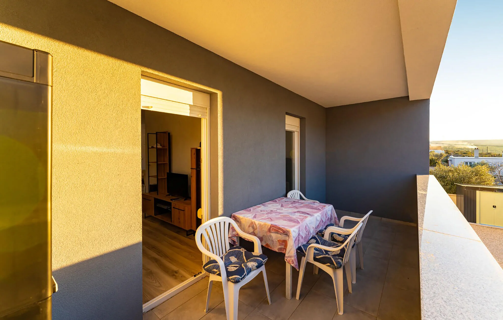 Apartman Gornji Karin - CDI797 - foto 1