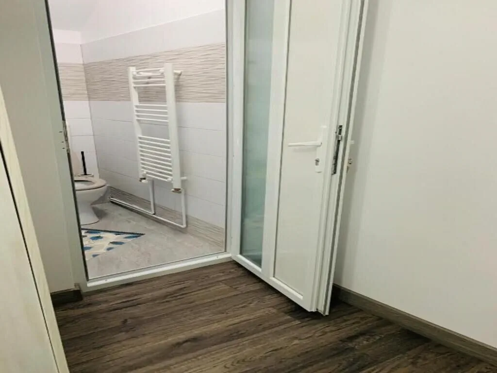 Casa Colt De Rai Corbi – Corbi, România