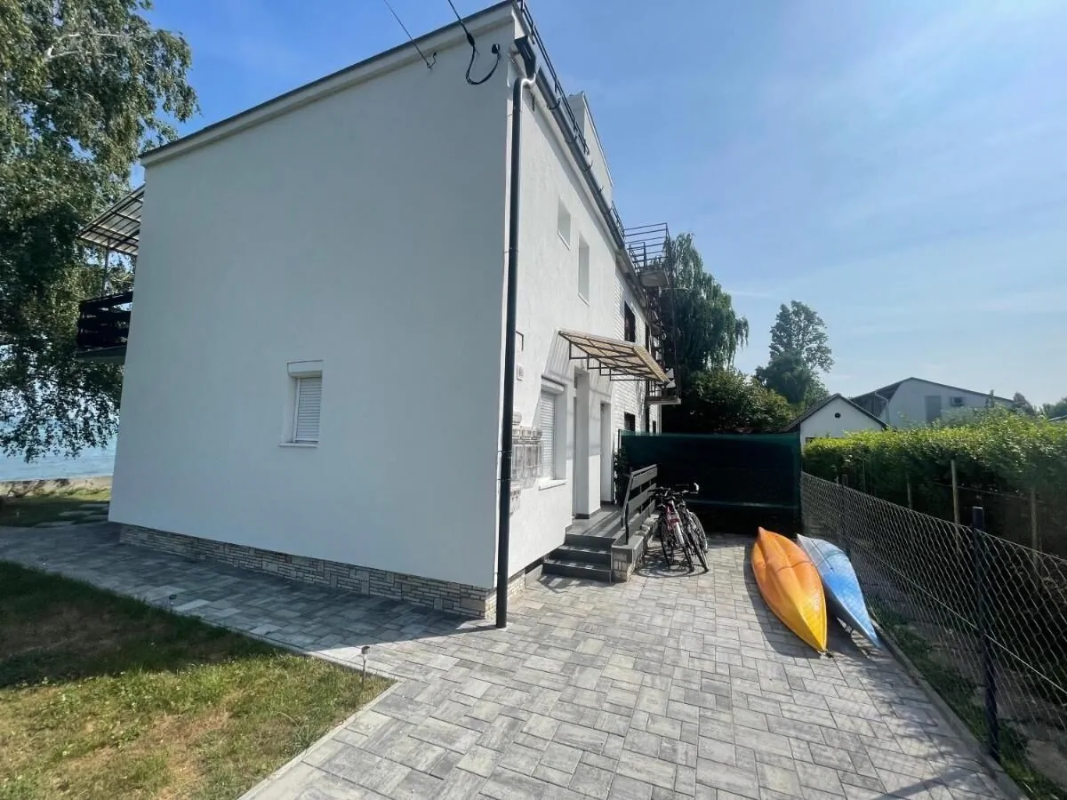 Lakeside Home Apartman Balatonszárszó – Balatonszárszó, Węgry