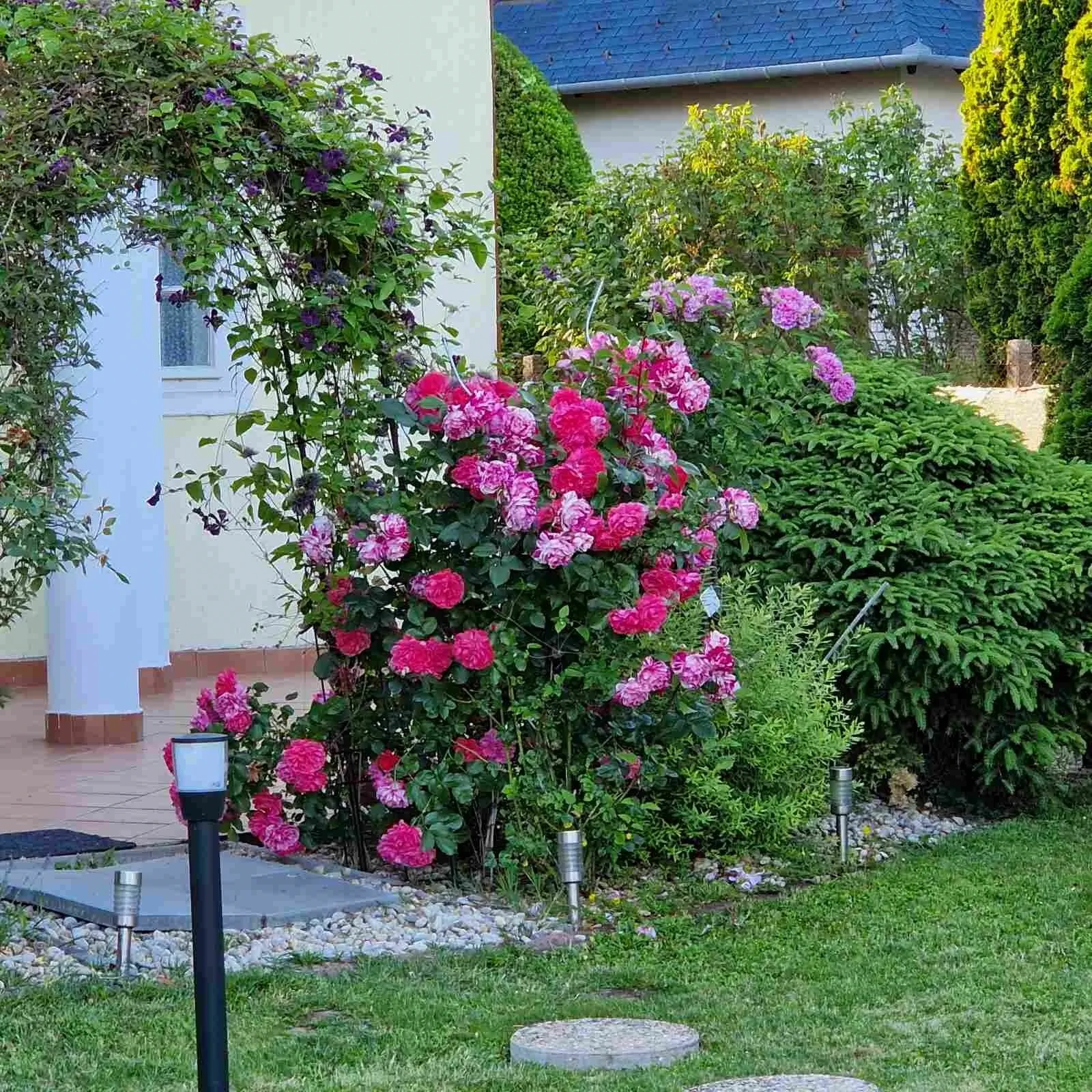 Bellano Villa Balatonkenese – Balatonkenese, Ungaria