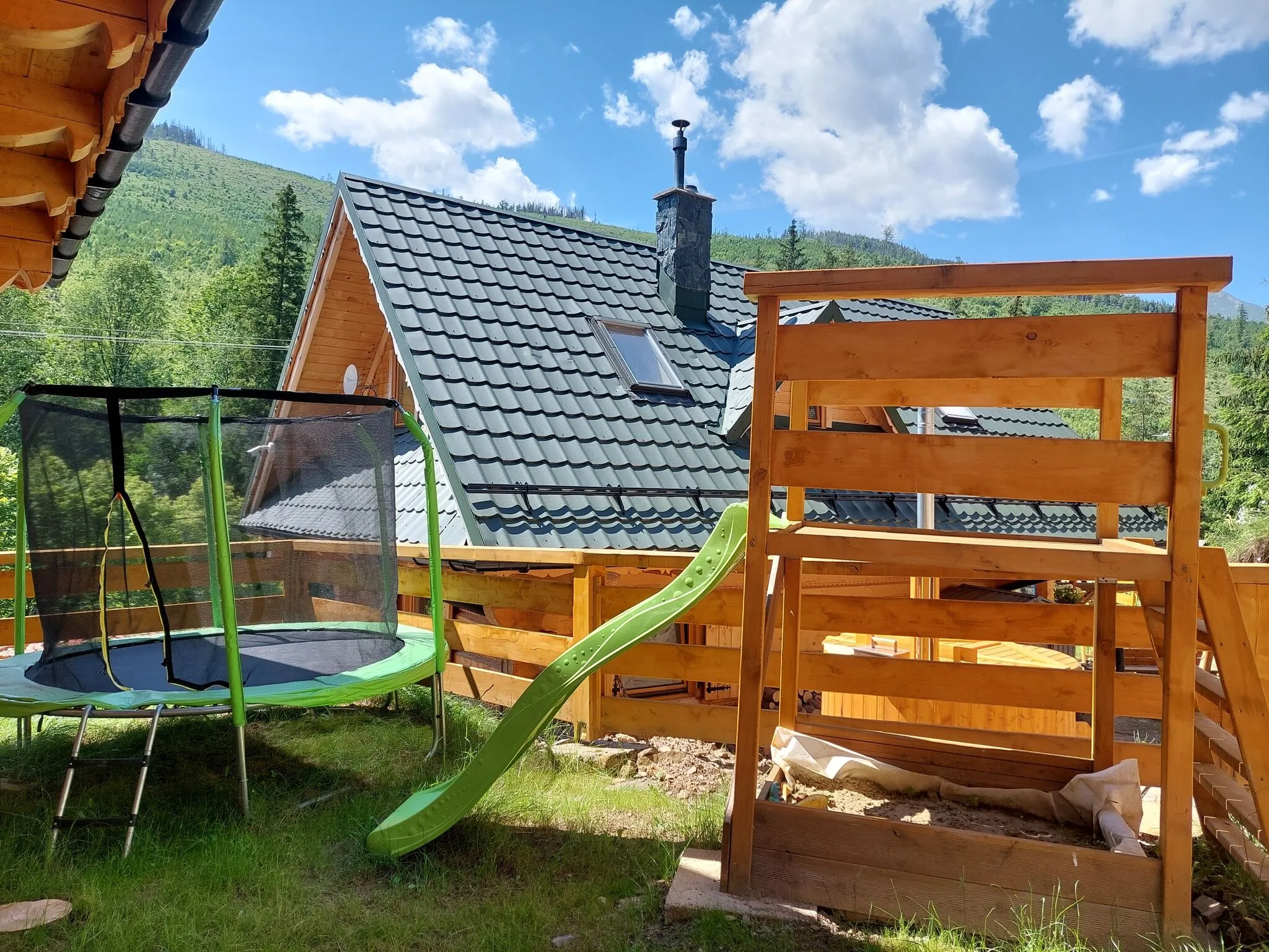 Štýlový Zrub Martina A, B s pieckou,  kúpacou kaďou a Detským Ihriskom! – Ždiar, Slovacia