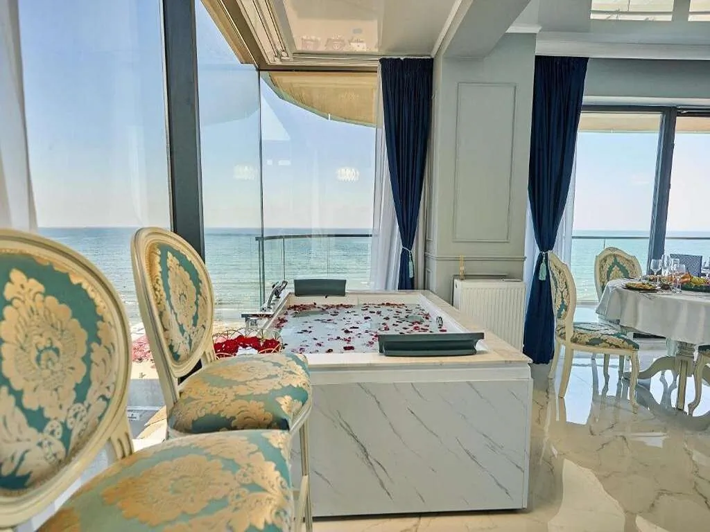 Apartament Luxury by the sea Mamaia - foto 1