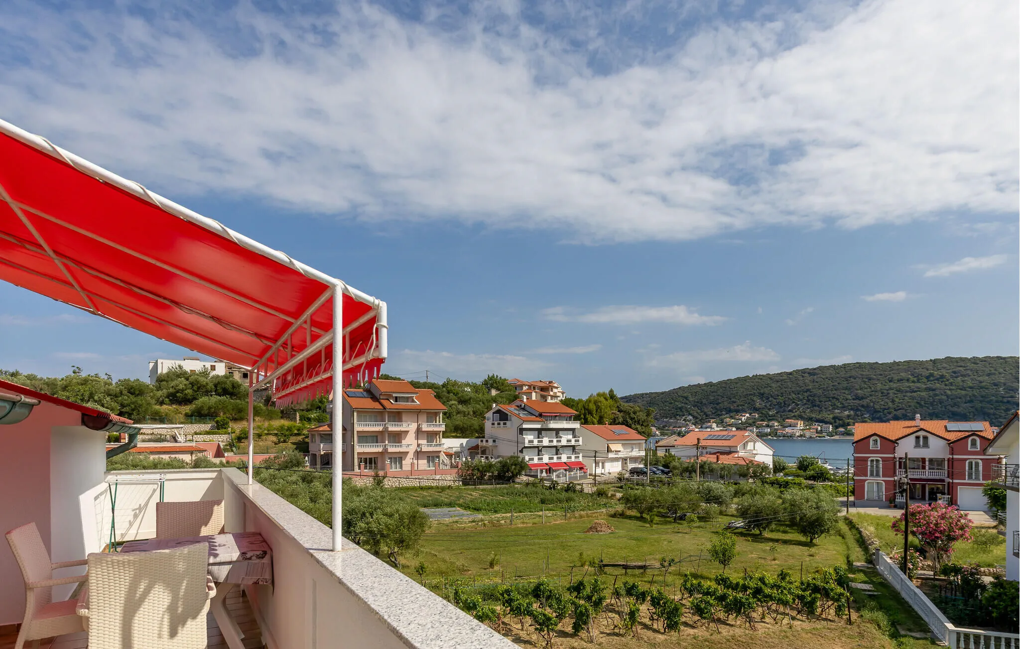 Apartman Supetarska Draga - CKR903 - foto 1